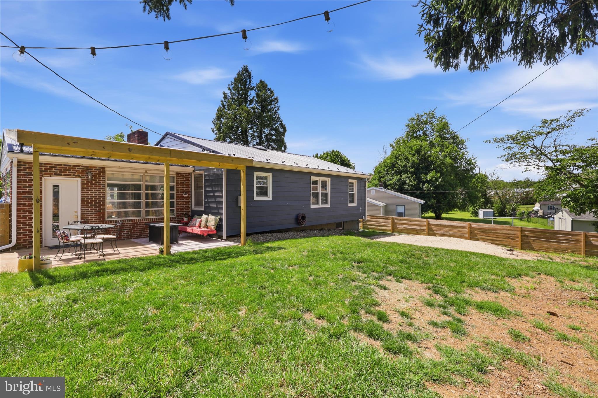 GREENBERRY HILLS - Residential