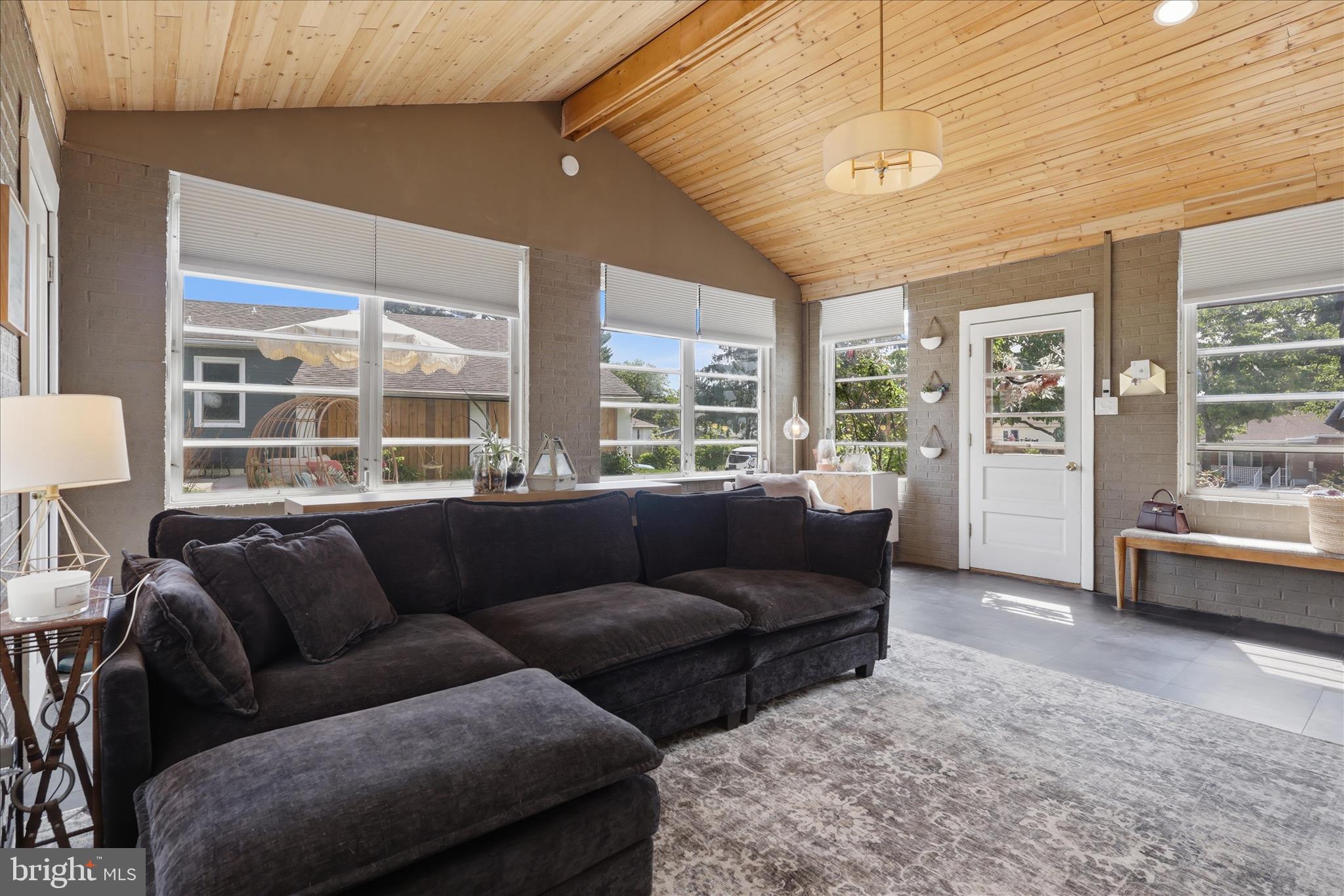 GREENBERRY HILLS - Residential