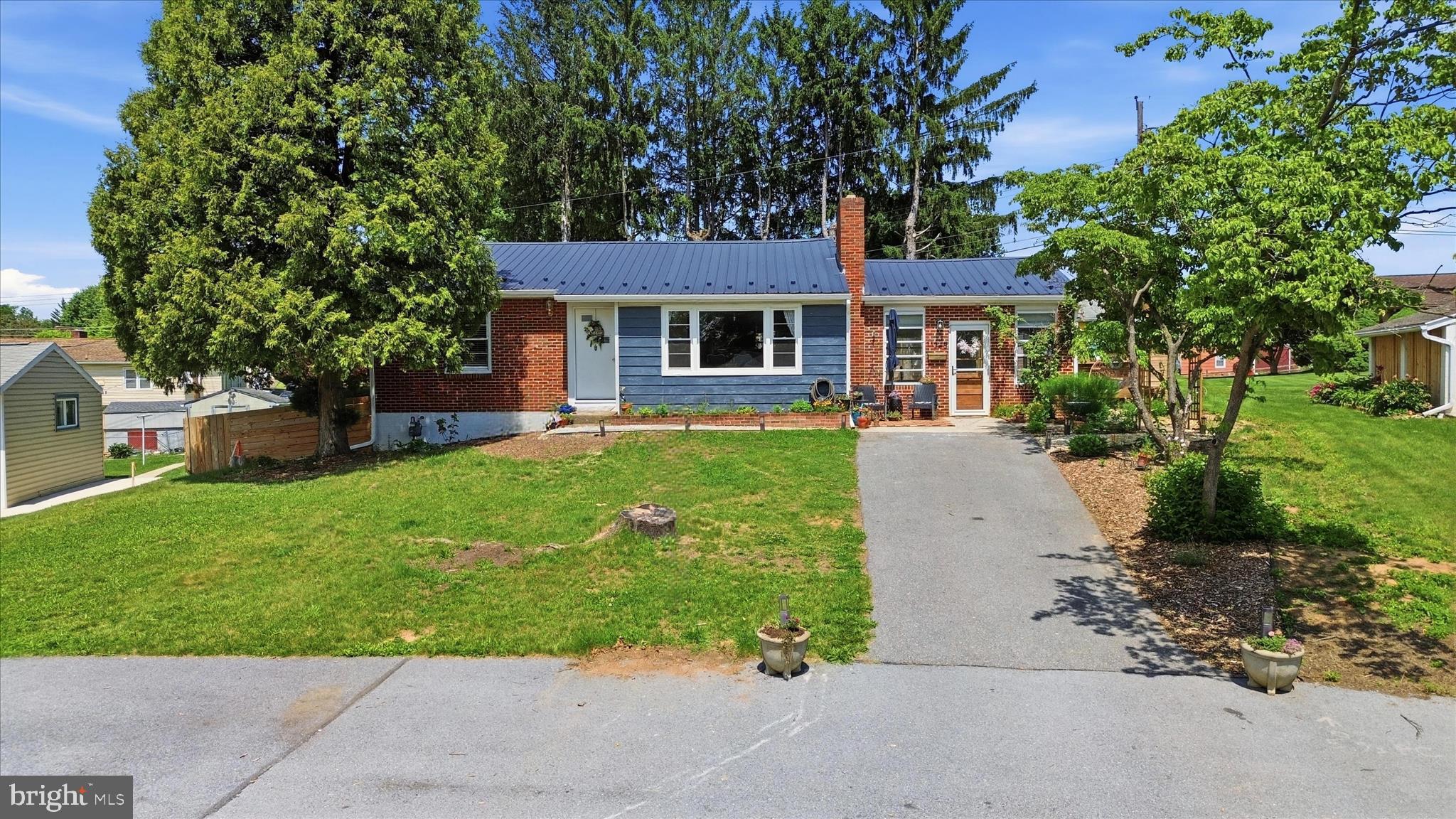 GREENBERRY HILLS - Residential