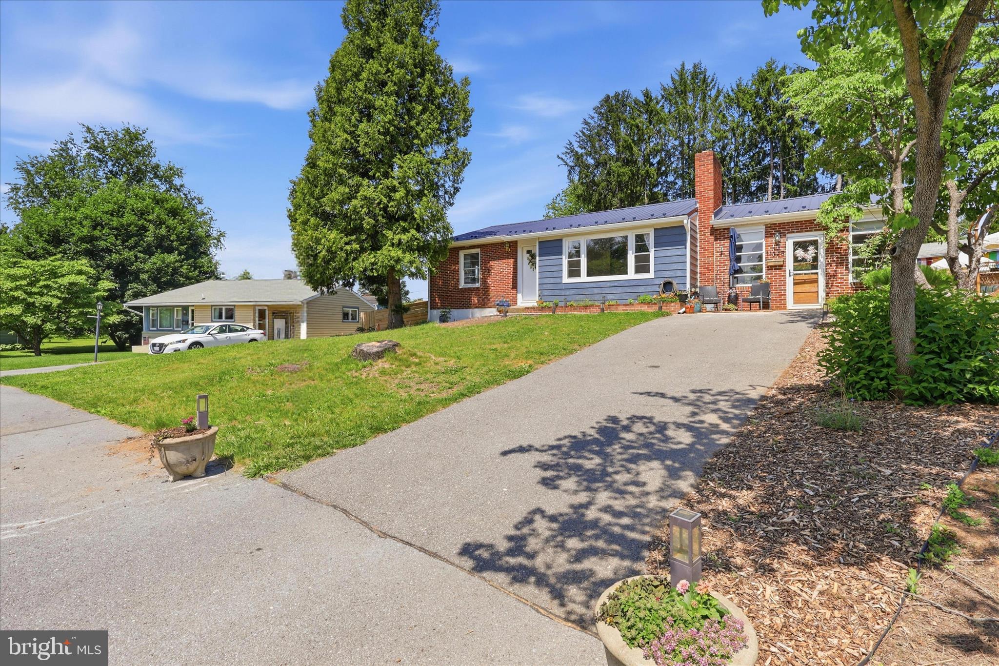 GREENBERRY HILLS - Residential