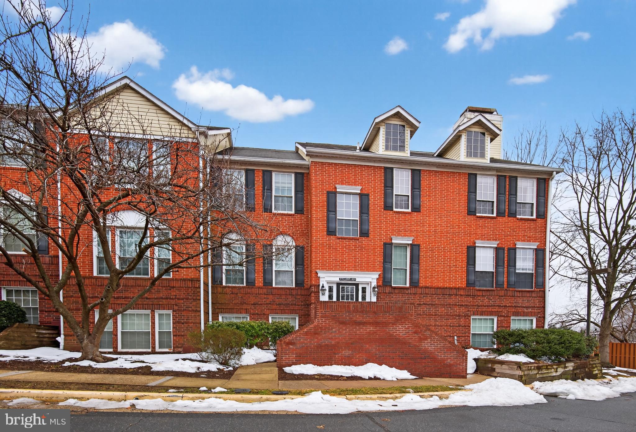 Welcome Home 
     This cozy, inviting location is sure to warm your heart for years to come ,due to its amazing location and  affordability. Two bedrooms with lots of sunlight all day long make this the private getaway to be seen. A wood burning fireplace adds the finishing touches to your quaint quiet in town living space. Quick access to shopping, the Dulles greenway, and Leesburg downtown First Fridays, as well as summer time live music and the WO&D Trails are the combination that make this a must see property. Priced to sell this one wont last long. Book your showing Today...
