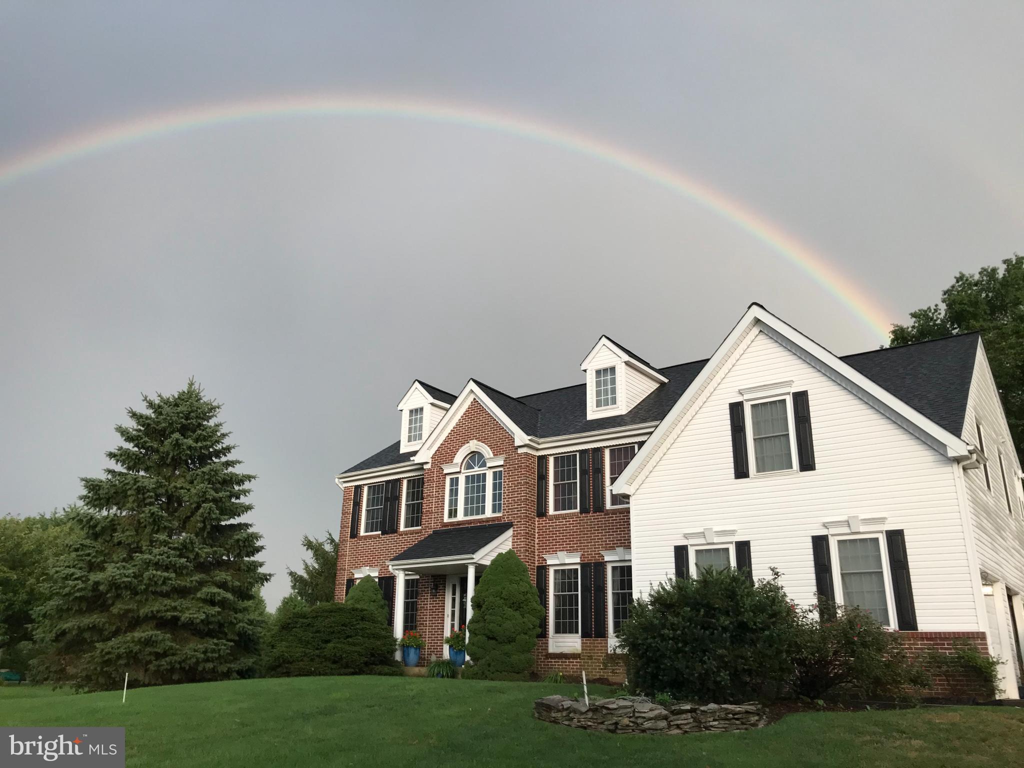 MAPLE GLEN HOLLOW - Residential