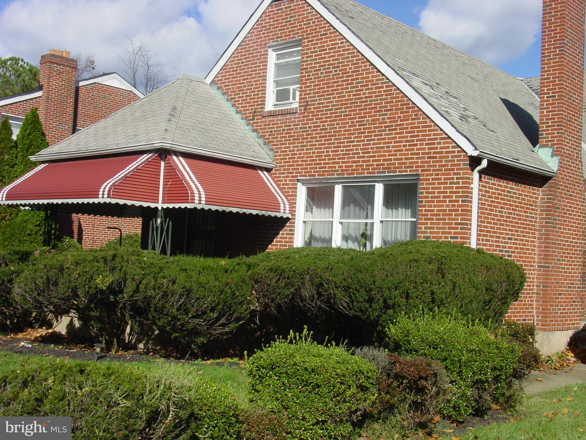 Cozy Brick Cape Cod on Tree Lined Street. Large Lot Backs Up To Wooded Area. 3 BR 2.5 BA  Spacious 2nd flr MBR with Loft/Den/2nd FamRm.  2 BRs on the 1st flr. Formal Living Rm/w Fireplace and Dining Rm. Updated Kitchen. Great Lower Level for Entertainment and more.To Show Is To Sell, Sell, Sell!