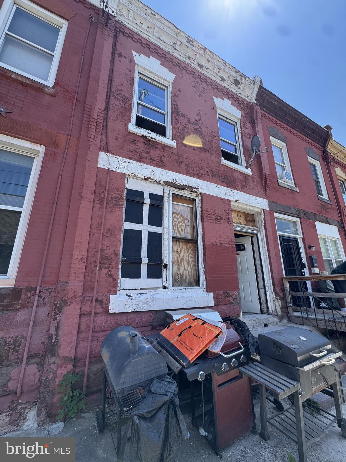 STRAWBERRY MANSION - Residential
