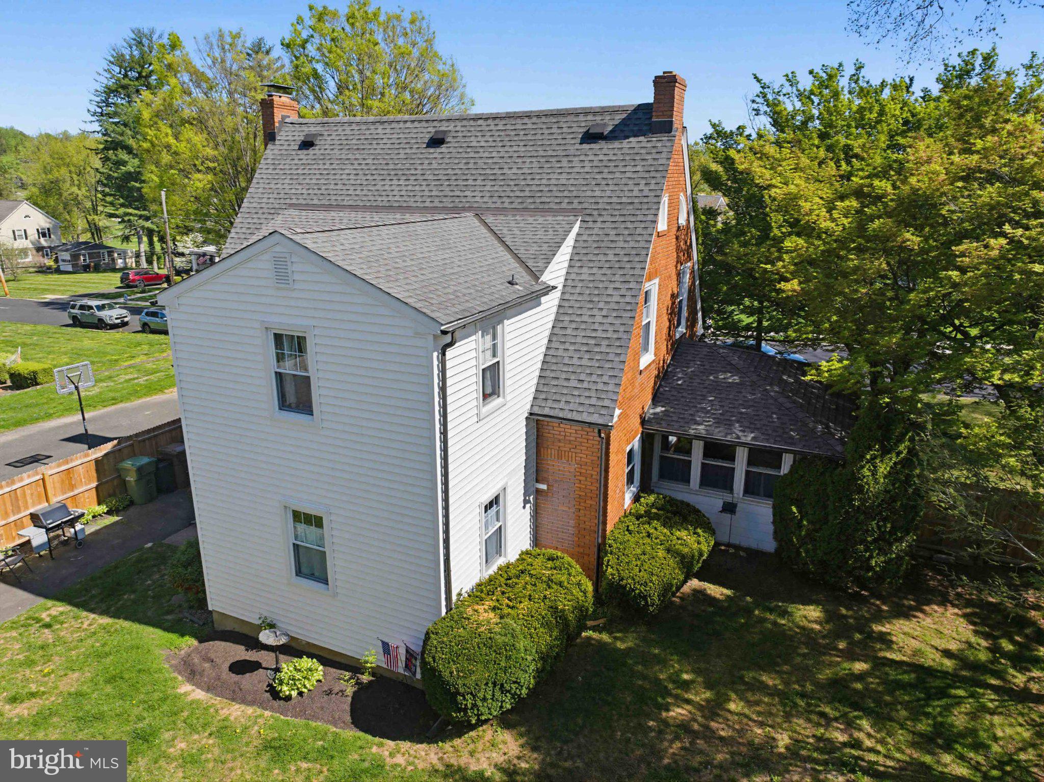 EAST ORELAND - Residential