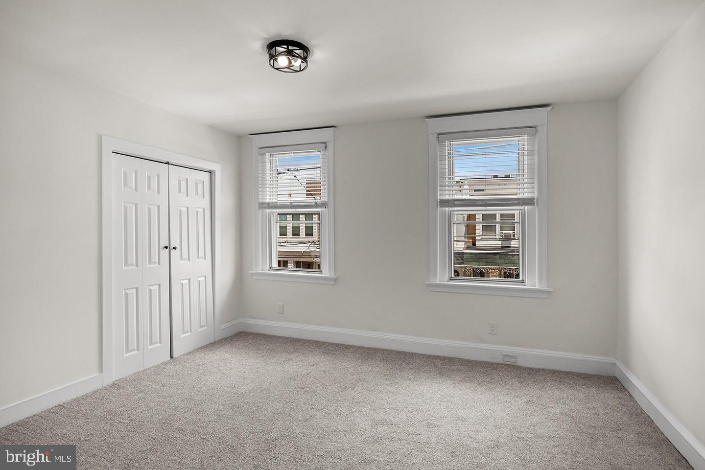 PORT RICHMOND - Residential