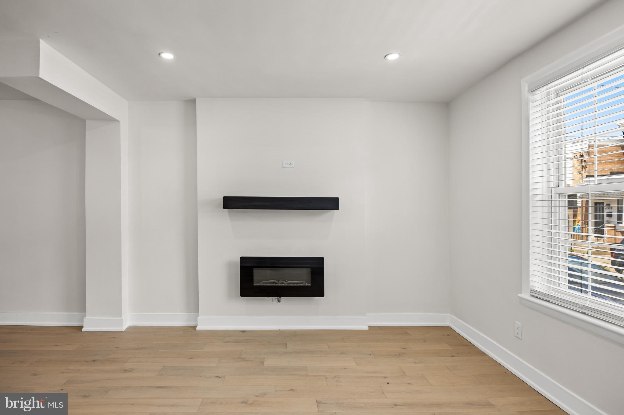 PORT RICHMOND - Residential