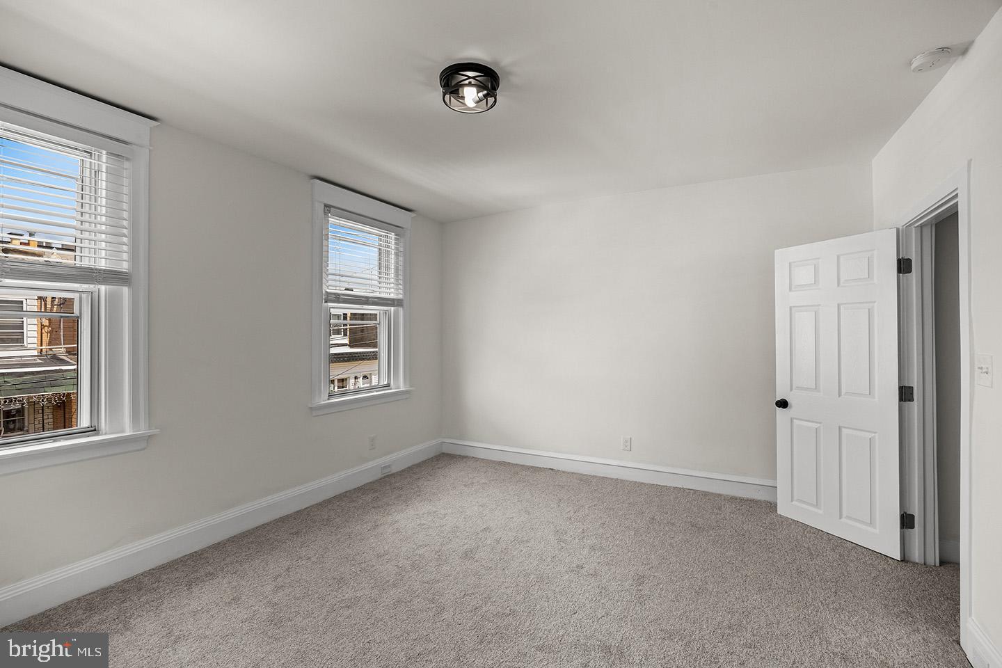PORT RICHMOND - Residential