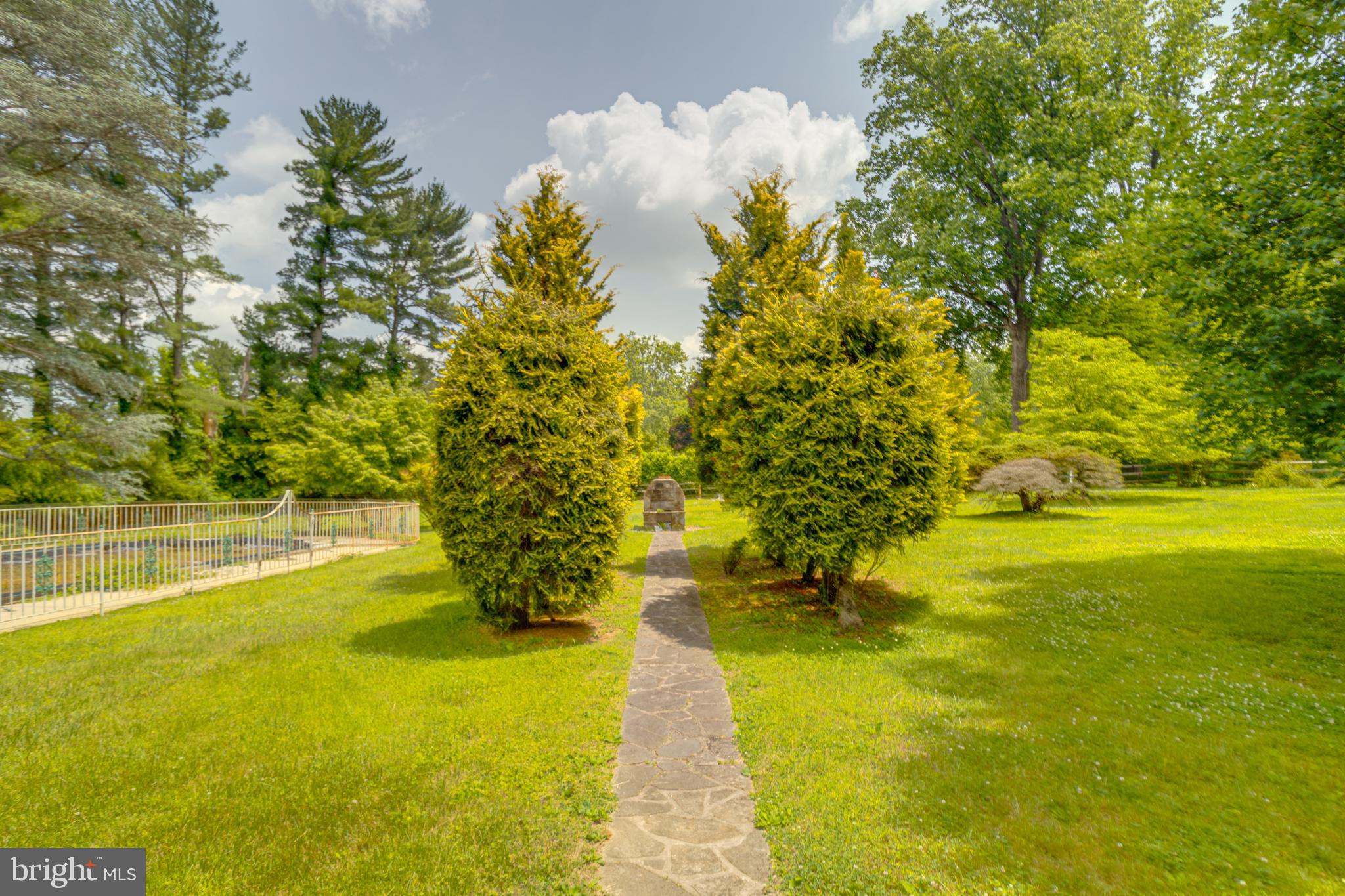 HAMPTON - Residential