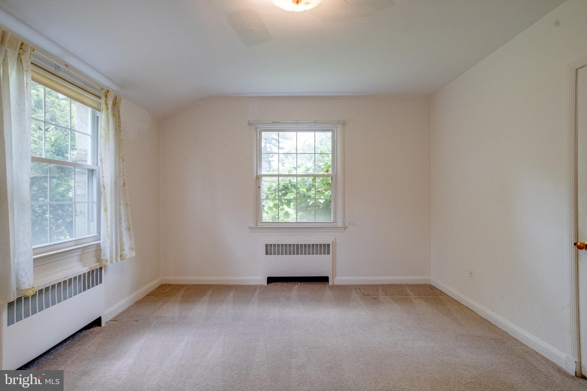 HAMPTON - Residential