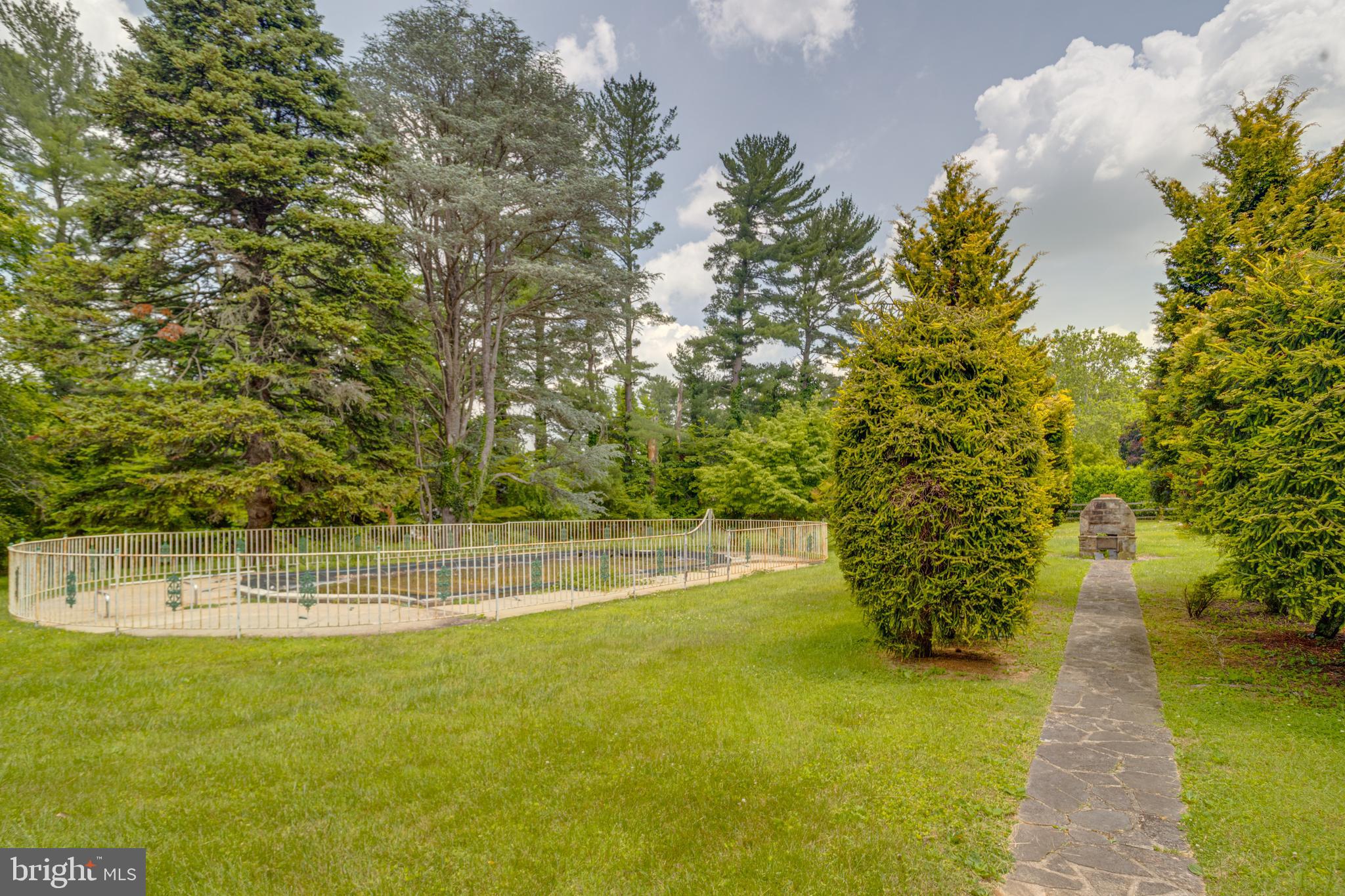 HAMPTON - Residential