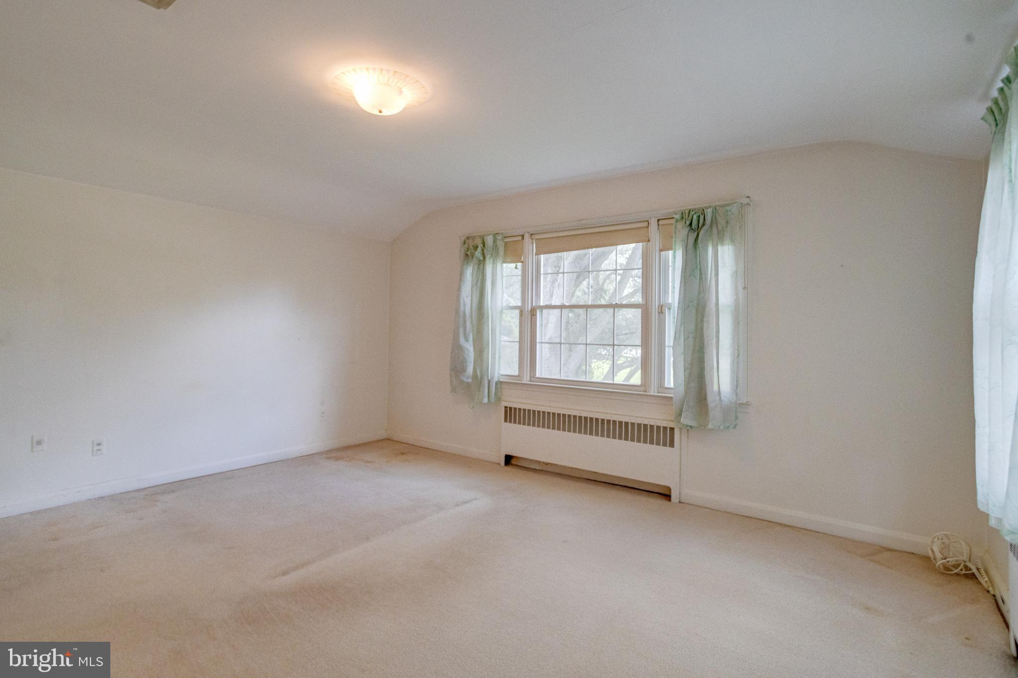 HAMPTON - Residential