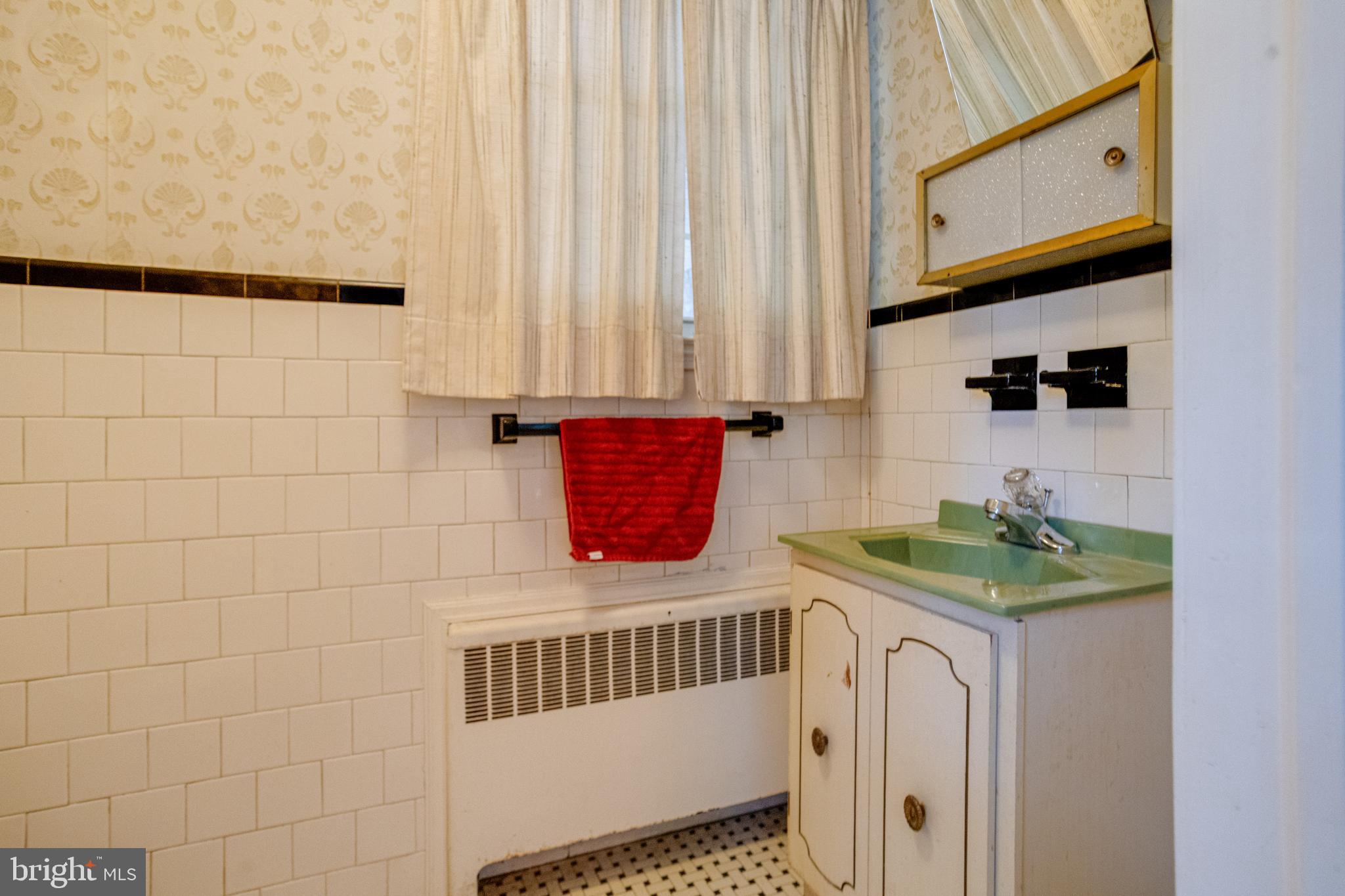 HAMPTON - Residential