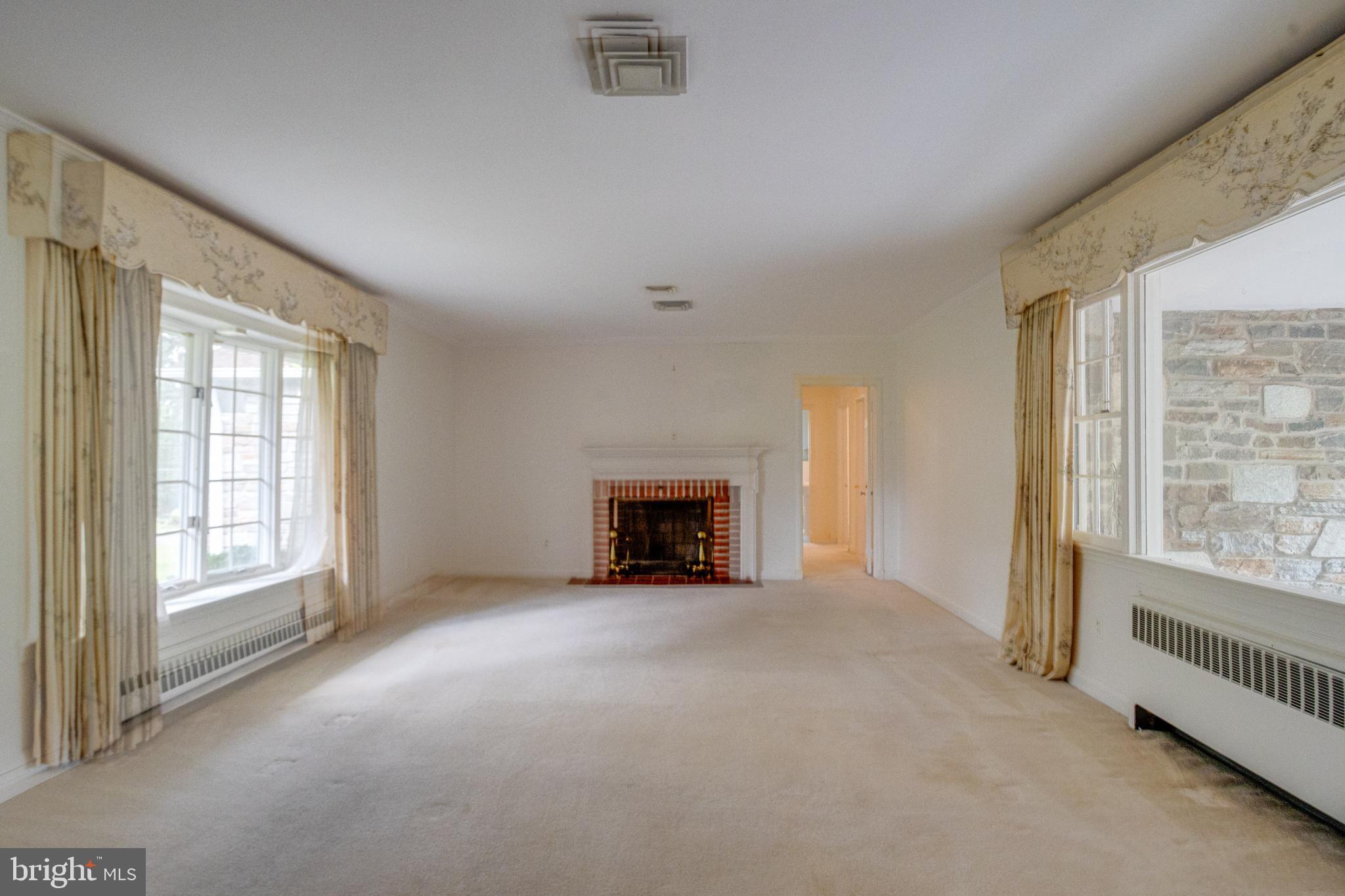HAMPTON - Residential