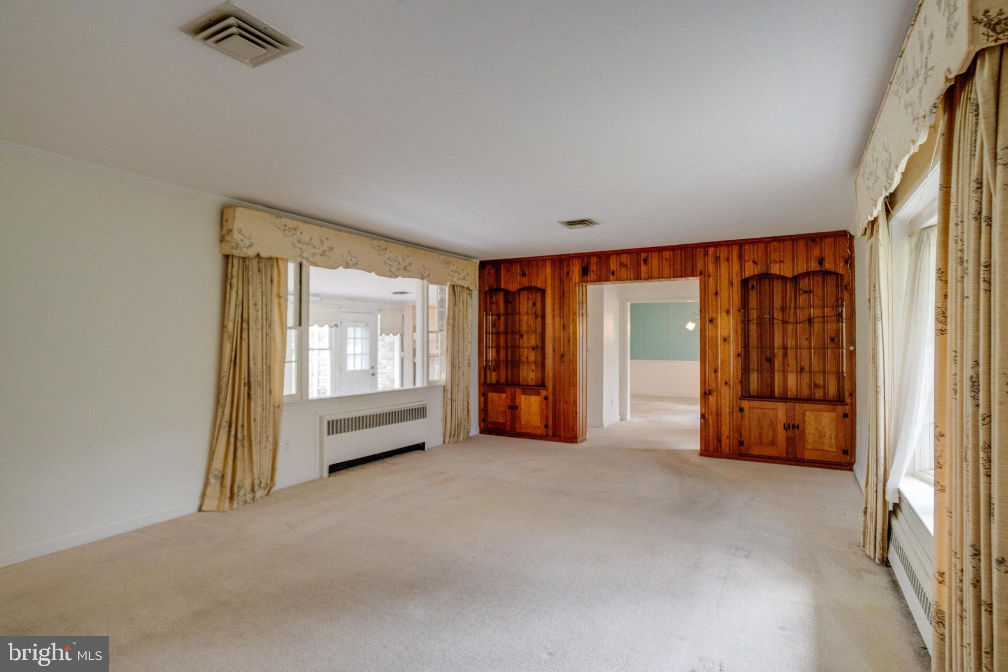 HAMPTON - Residential