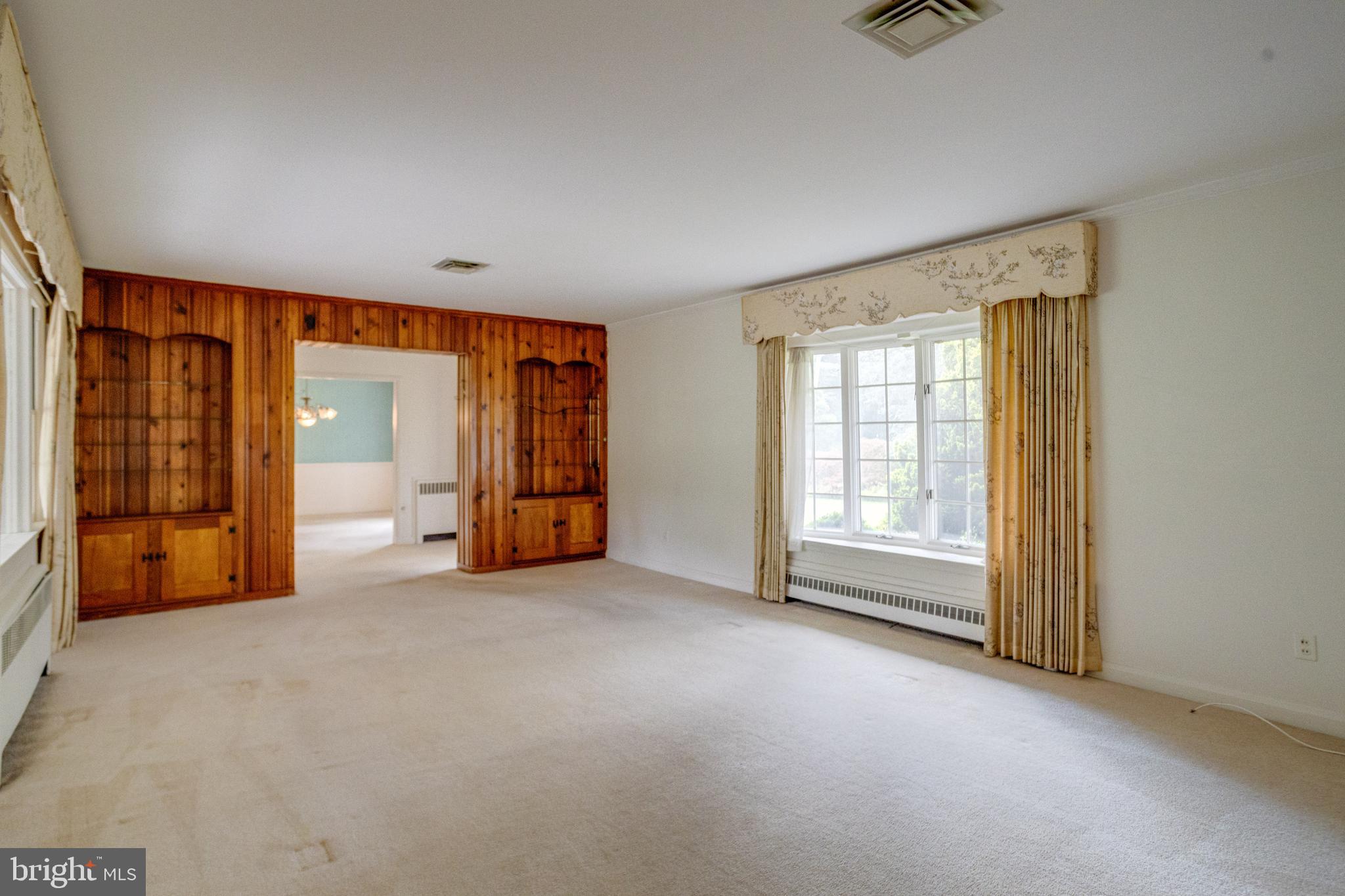 HAMPTON - Residential