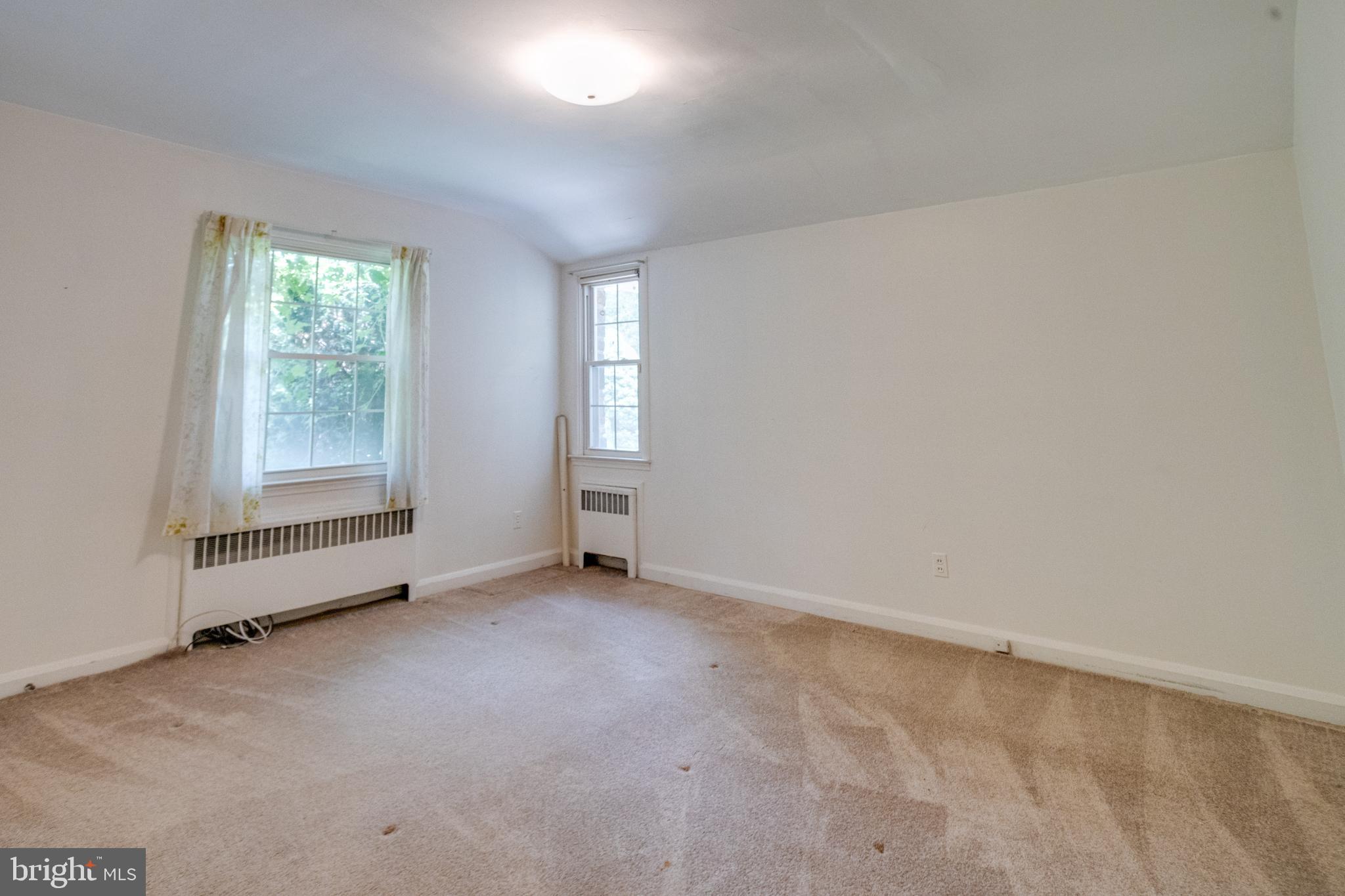HAMPTON - Residential