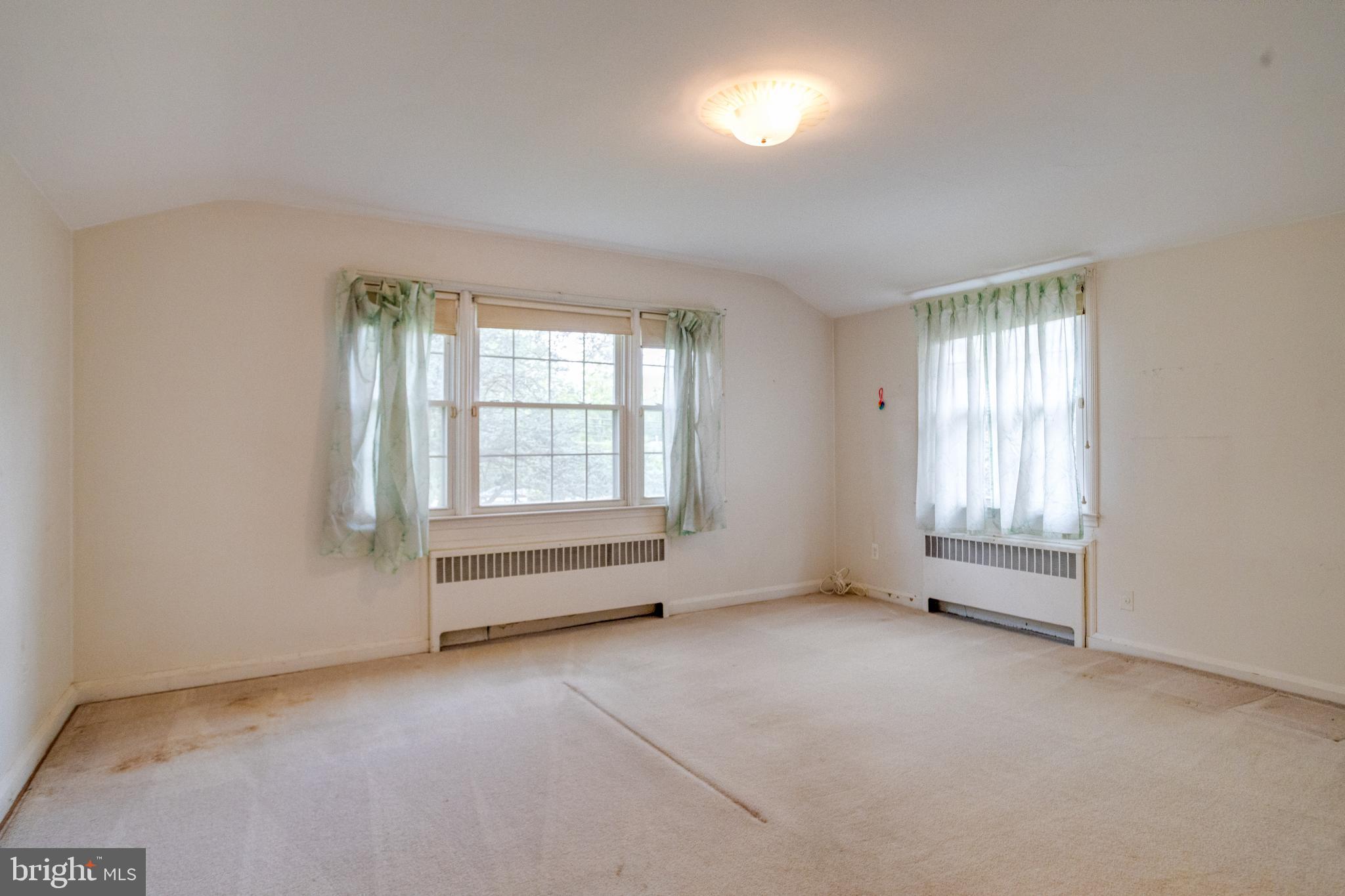 HAMPTON - Residential