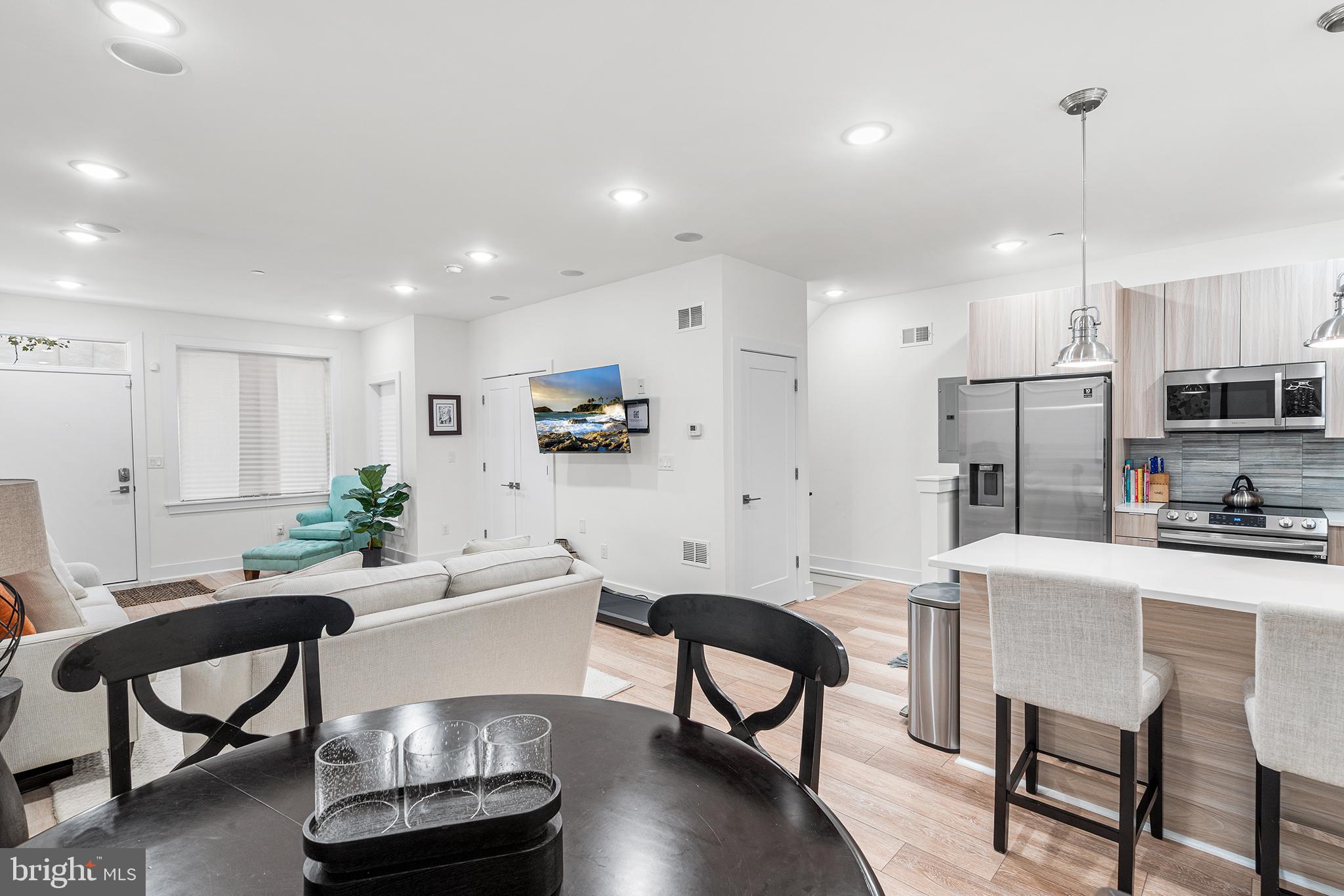 FAIRMOUNT - Residential