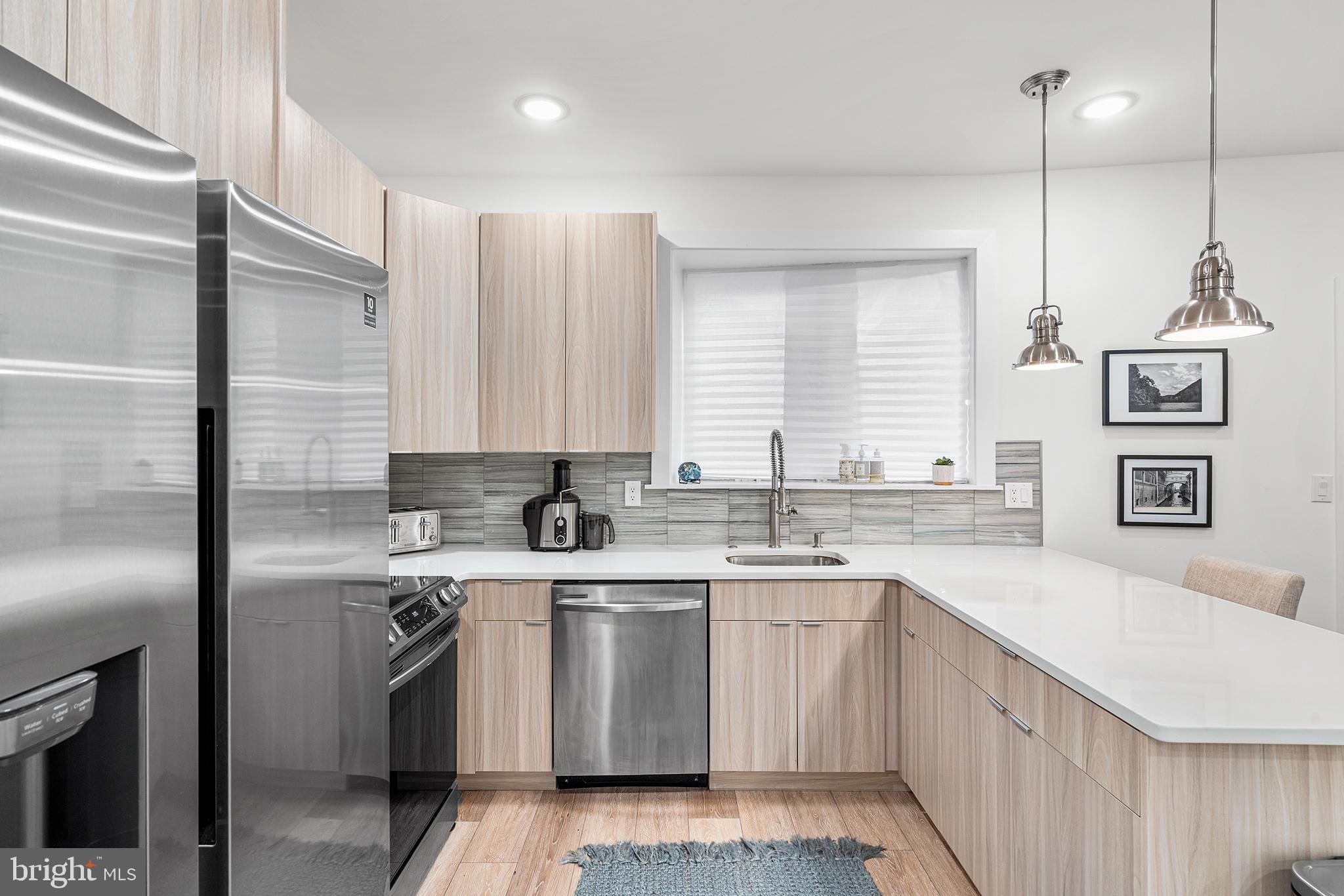 FAIRMOUNT - Residential