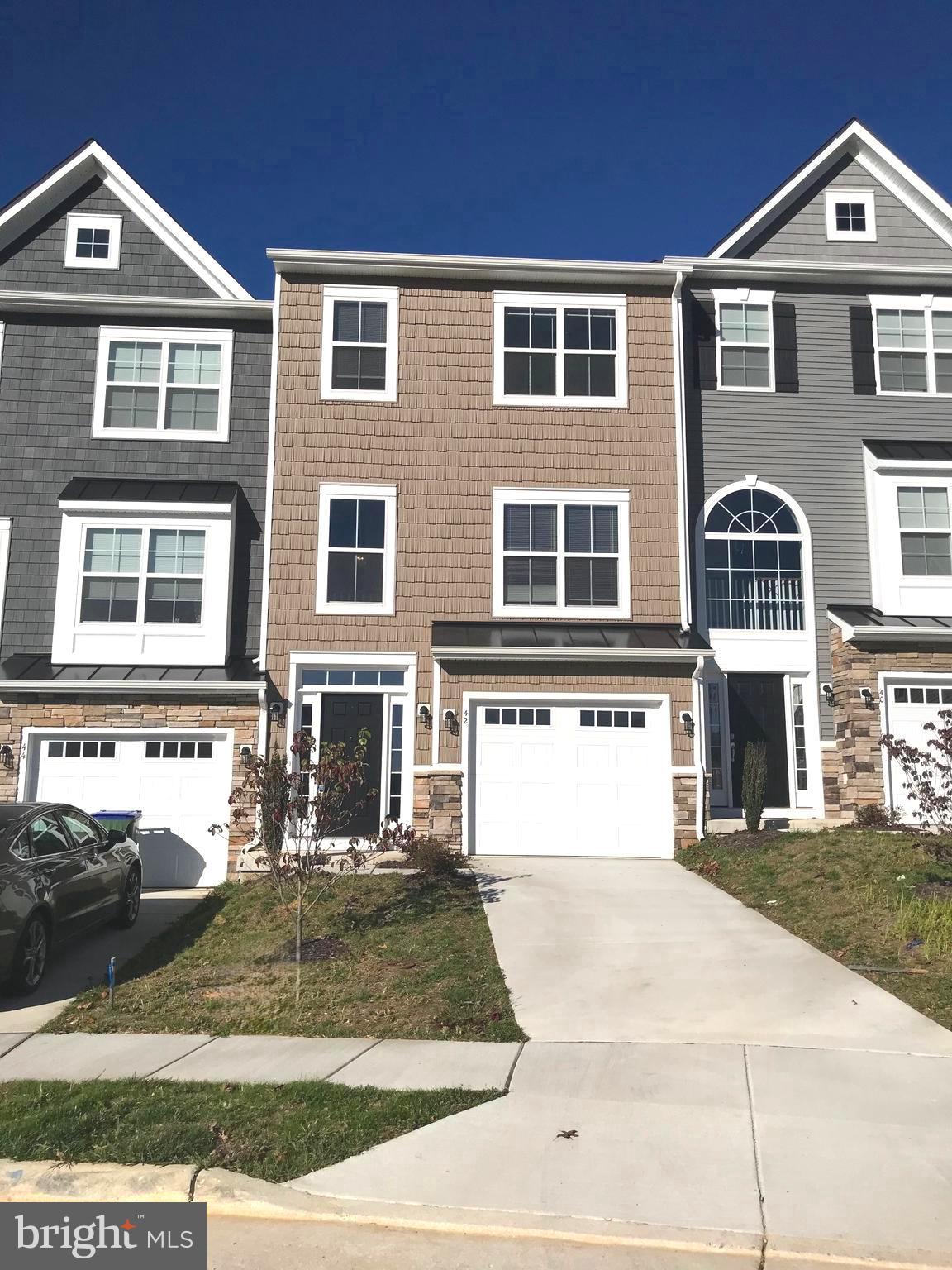 HEATHER HILLS - Residential Lease