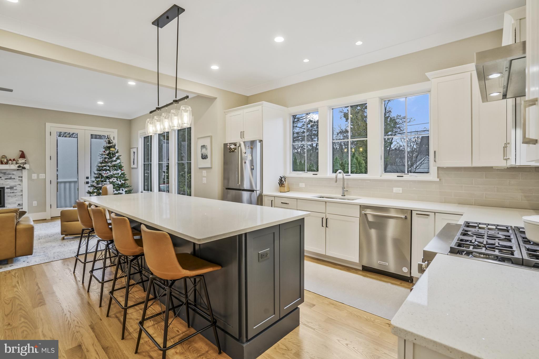 WOODLAND - Residential Lease