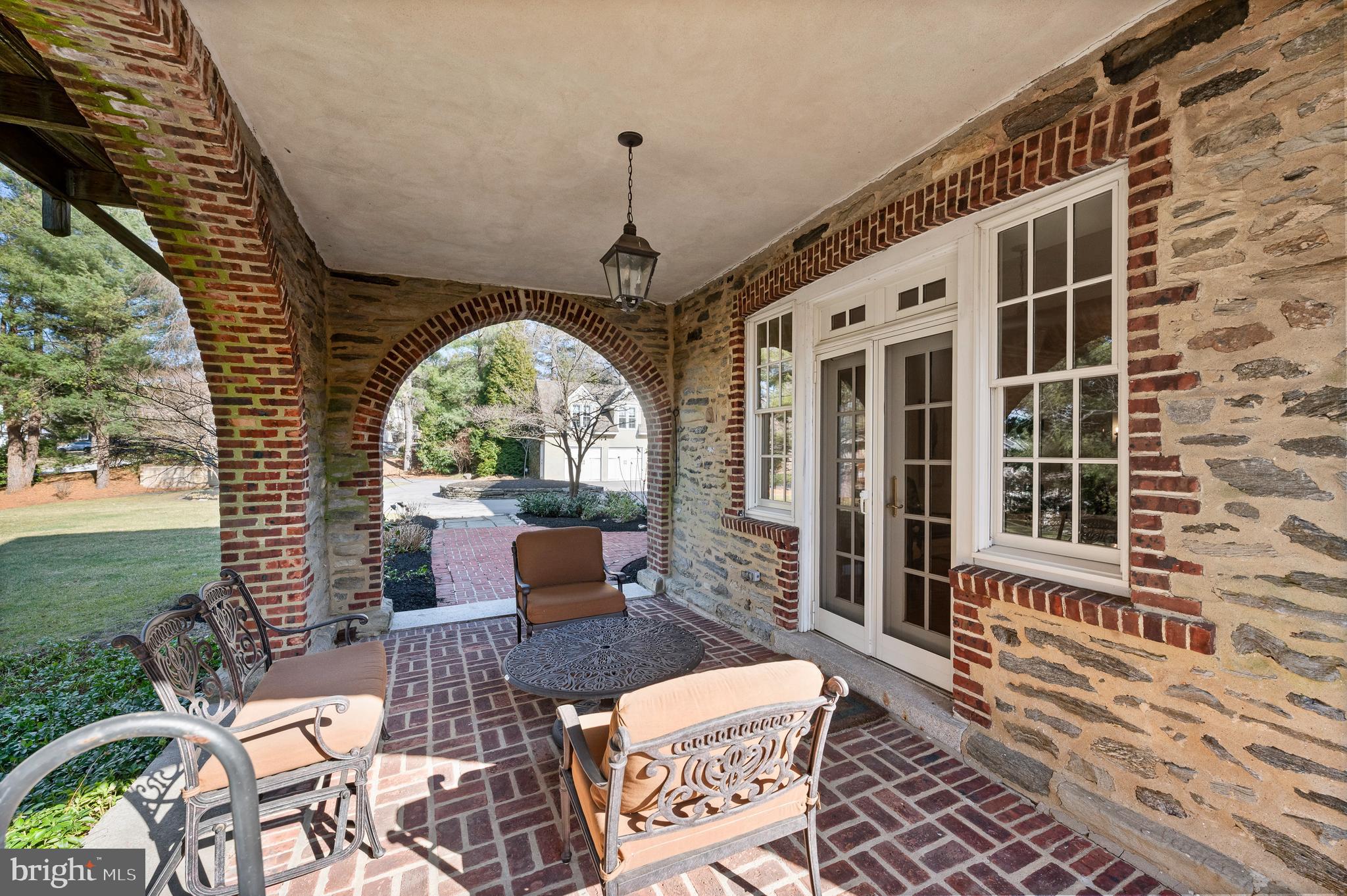 FOX FIELDS - Residential