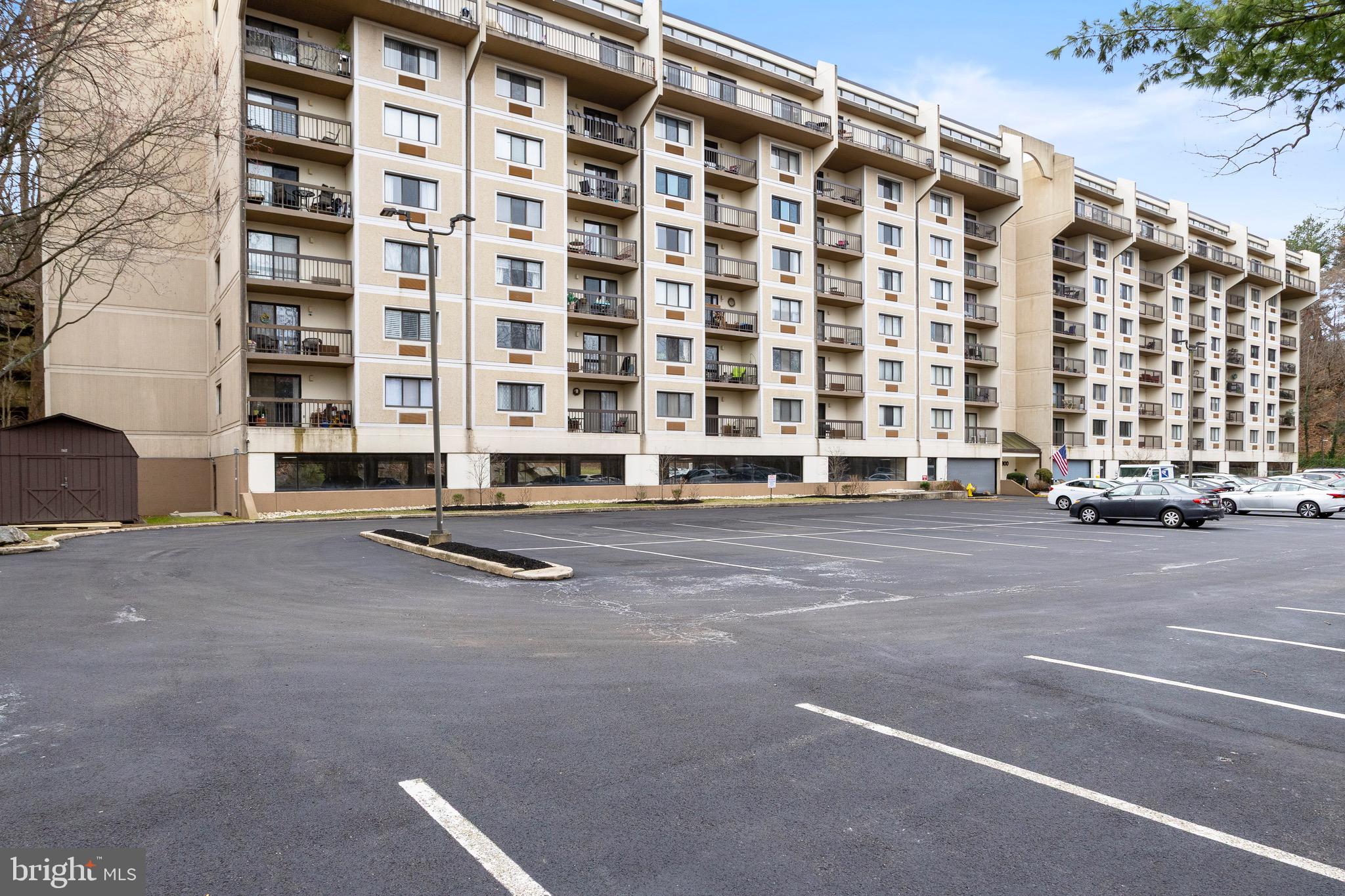 Fantastic opportunity in Crum Creek Valley Condo Association!
Maintenance-free living in an unbeatable location! This 2-bedroom, 2-bath unit is move-in ready.

Step inside to find a formal living room, galley kitchen, and formal dining room—all with just the right amount of space. The living room features sliding doors that open to serene wooded views.

Down the hall, you'll find the owner’s suite complete with a private bathroom and a large closet. The second bedroom sits right next to the full hall bathroom—ideal for guests or a home office setup.

Additional Perks: In-unit double stack laundry for maximum convenience.

Local Vibes: Minutes from everything! Just two minutes to 95 and 476, close to Downtown Swarthmore Boro, and local favorites like Swarthmore Pizza, 320 Market, Swiss Farms, and more!