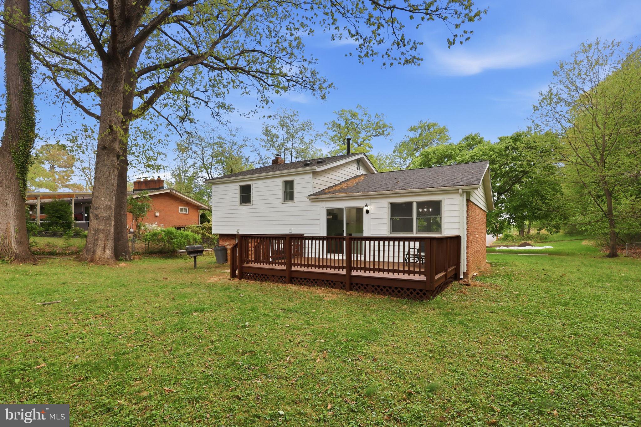 KEMP MILL HILLS - Residential
