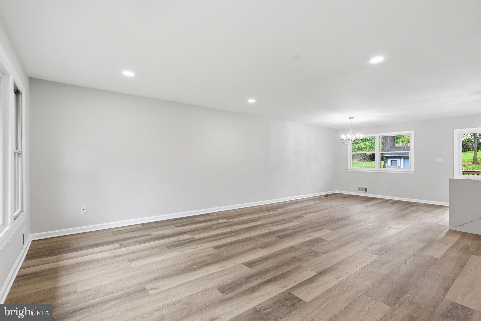 KEMP MILL HILLS - Residential