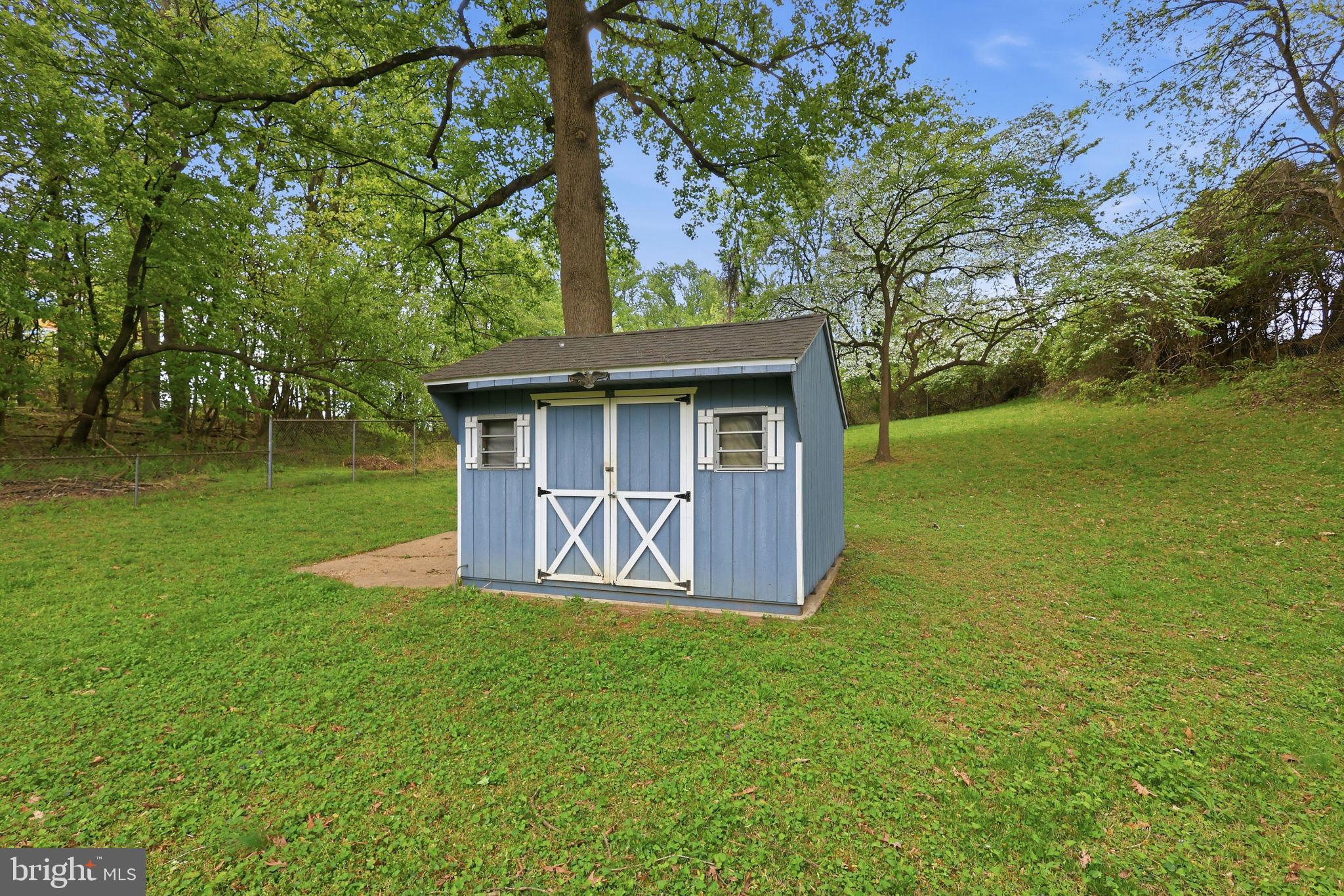 KEMP MILL HILLS - Residential