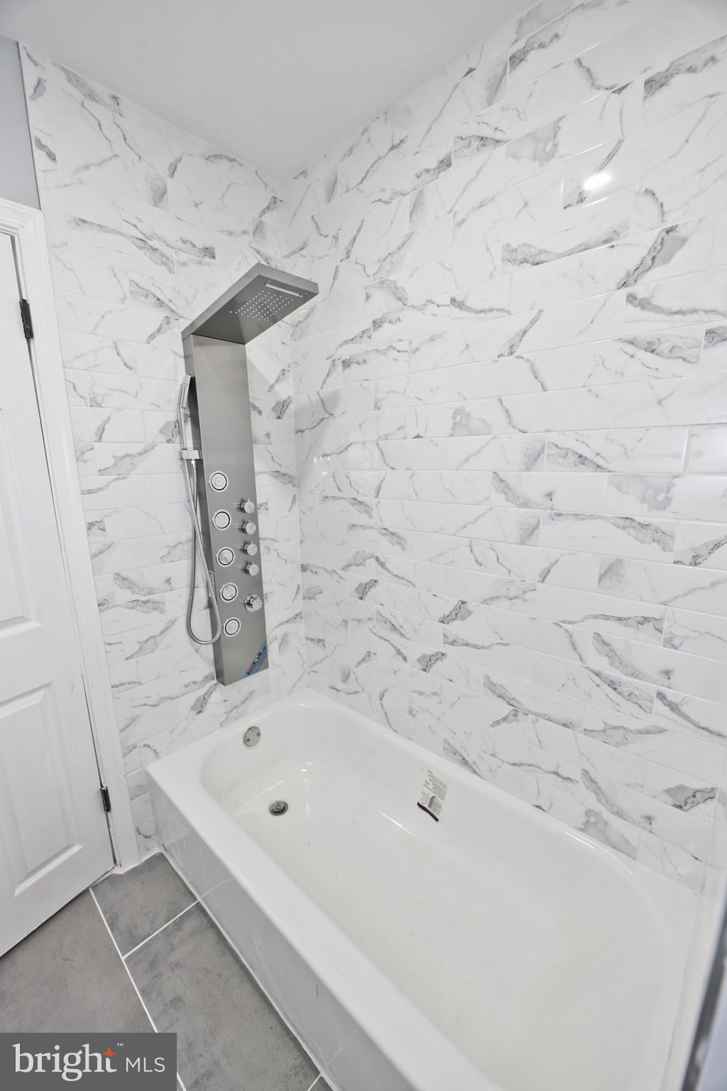 COBBS CREEK - Residential