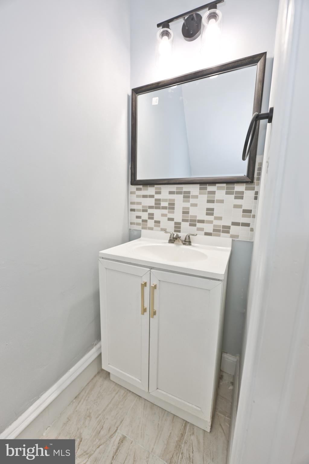 COBBS CREEK - Residential