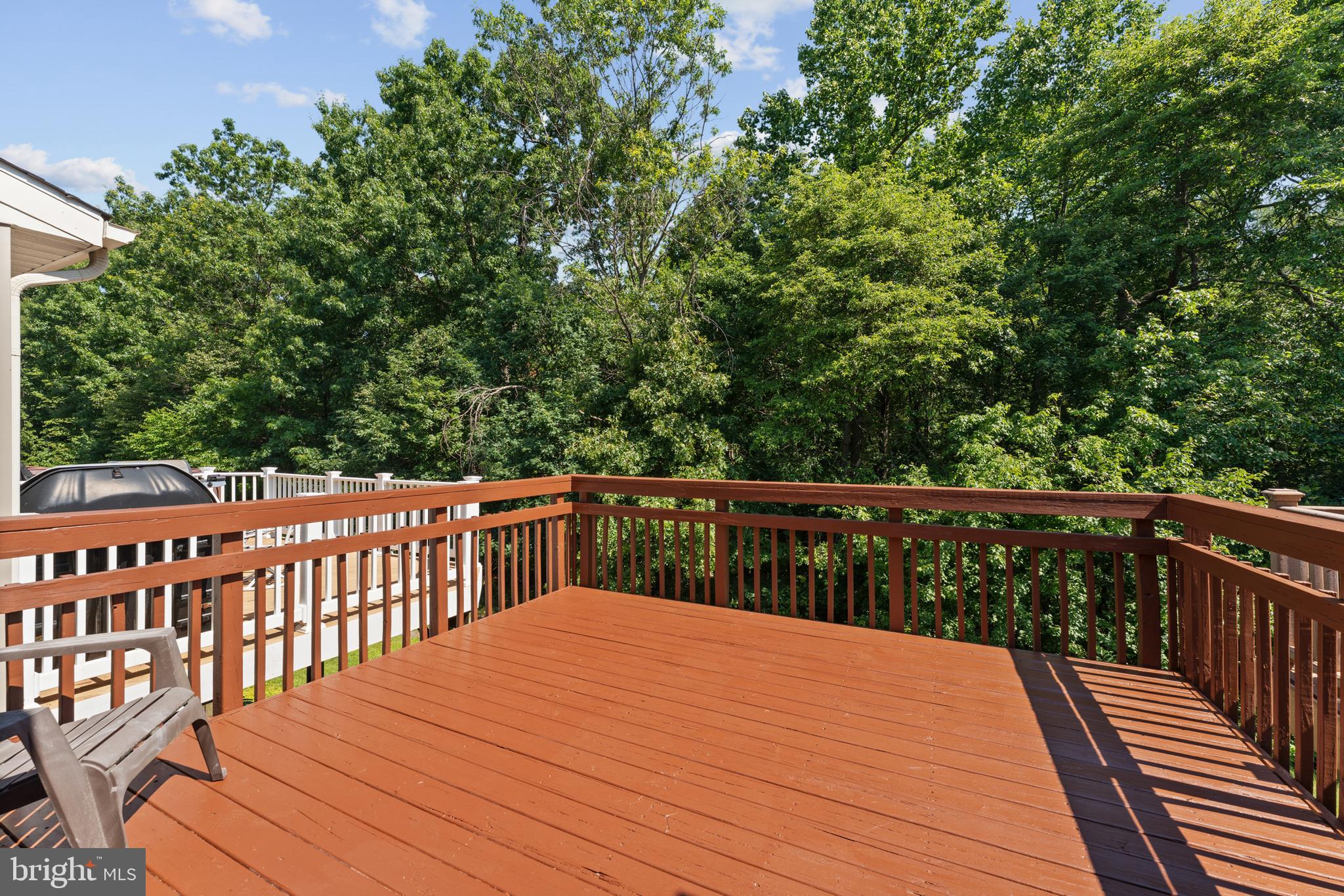 SEVEN OAKS - Residential