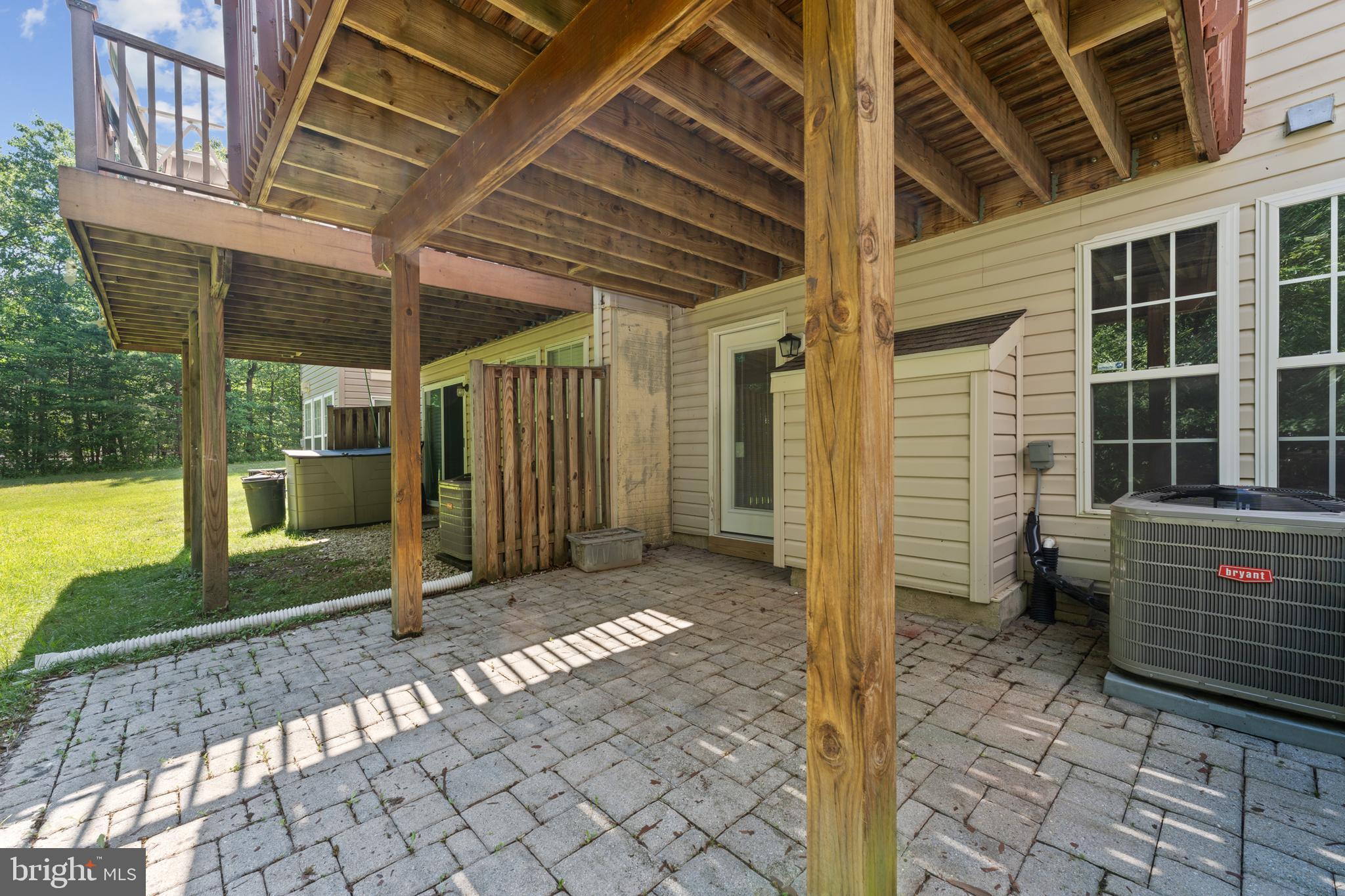 SEVEN OAKS - Residential