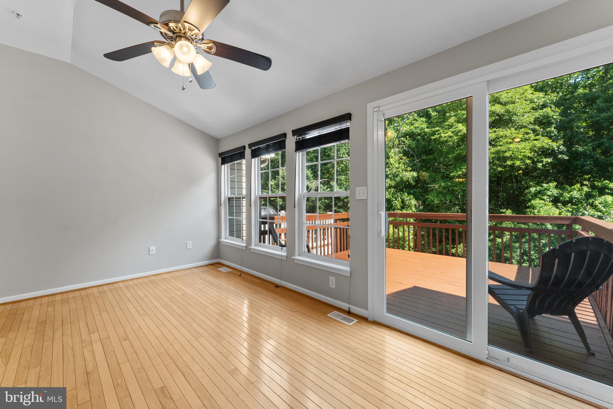 SEVEN OAKS - Residential