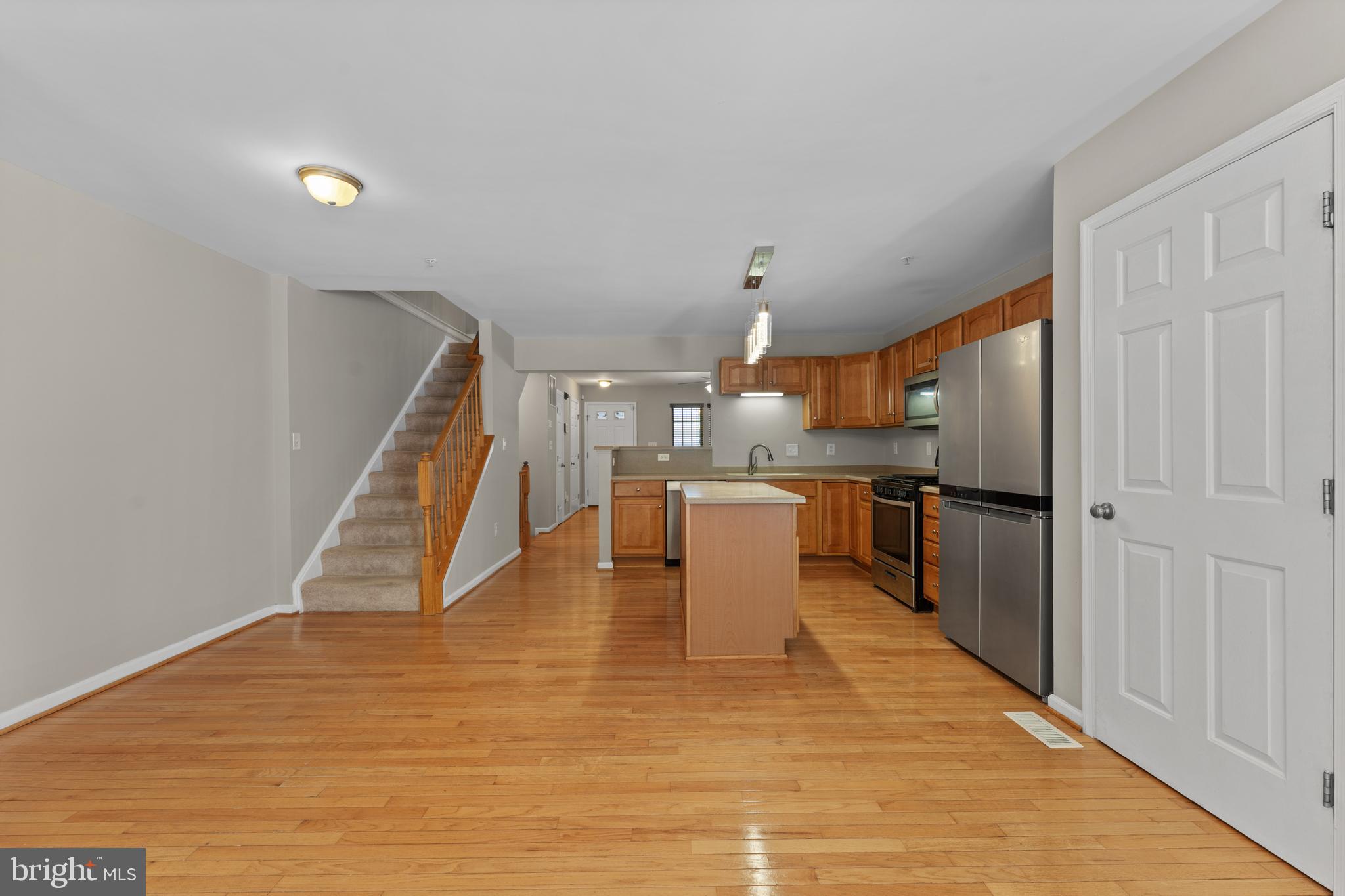 SEVEN OAKS - Residential