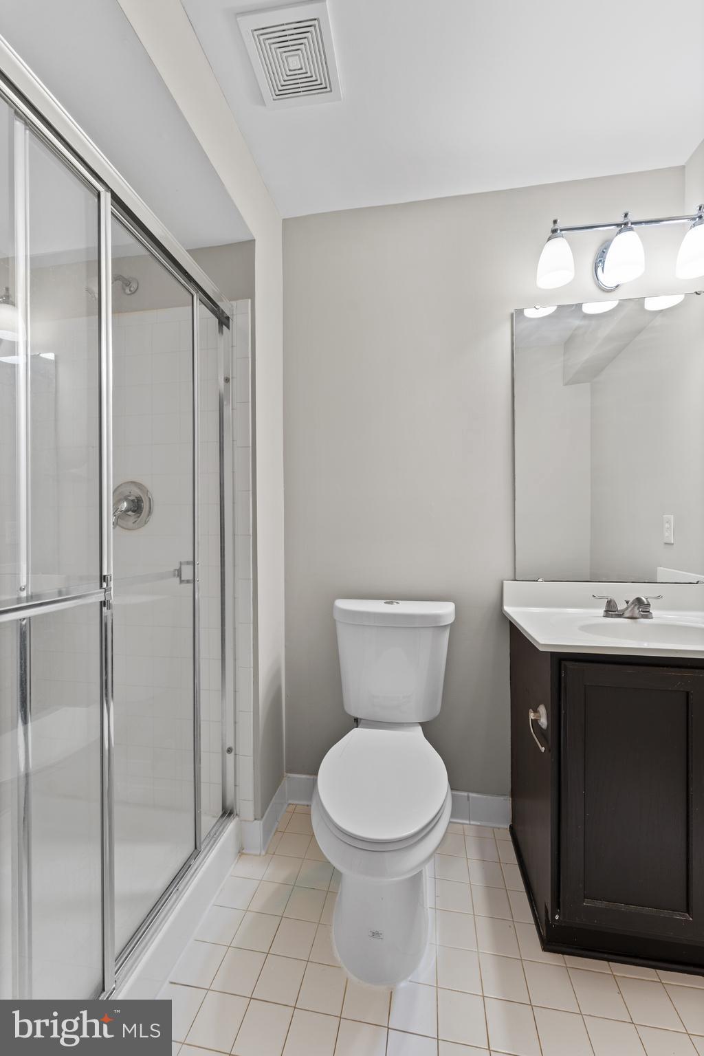 SEVEN OAKS - Residential