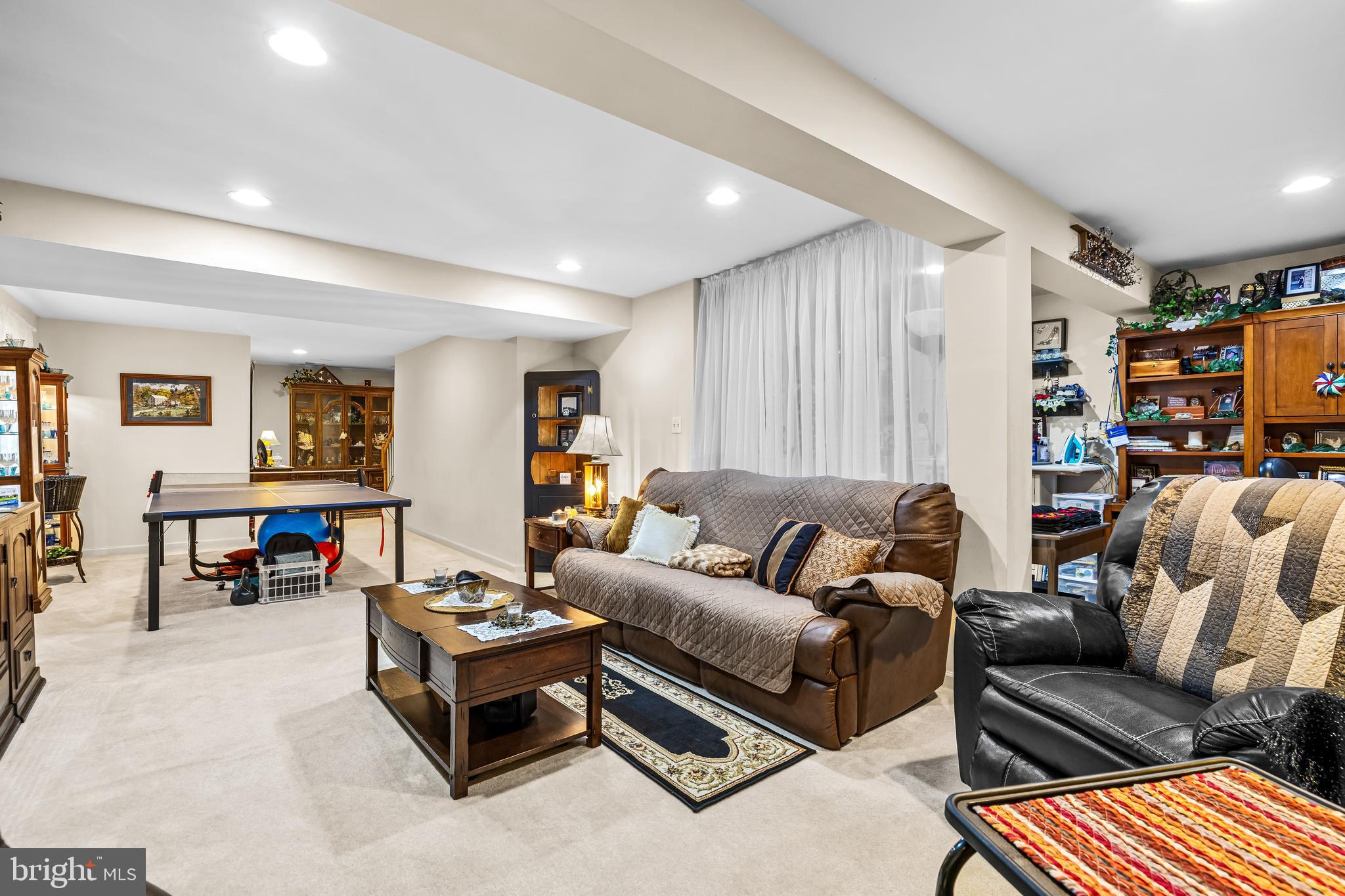 OAK HILLS - Residential
