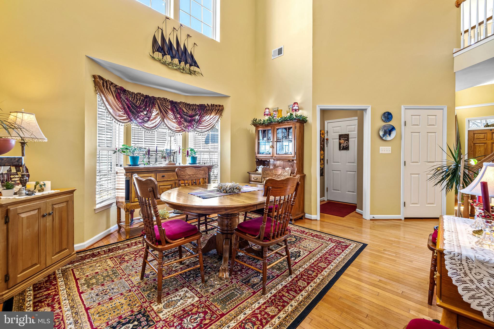 OAK HILLS - Residential