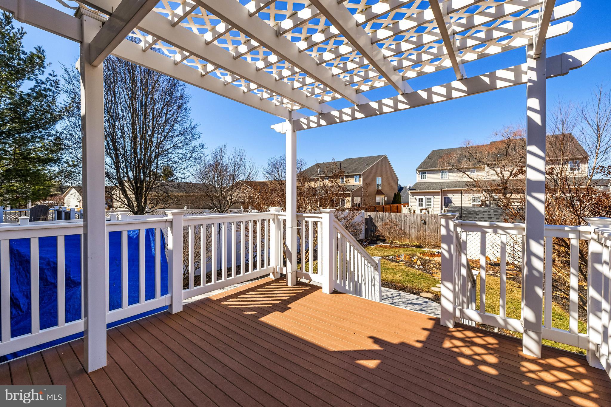 OAK HILLS - Residential