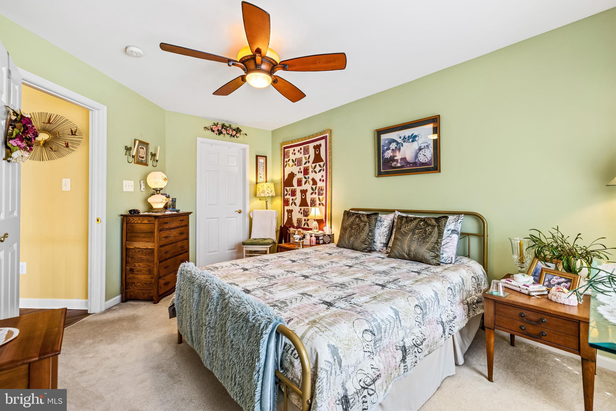 OAK HILLS - Residential