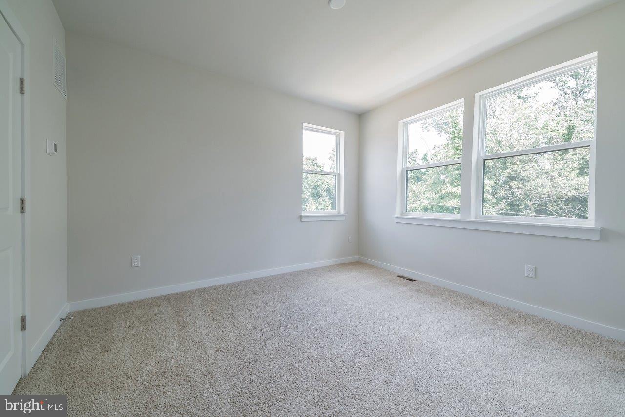 WOODMORE OVERLOOK - Residential