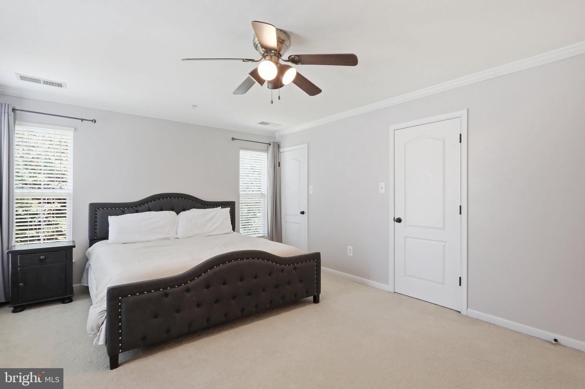 KENSINGTON VILLAS - Residential