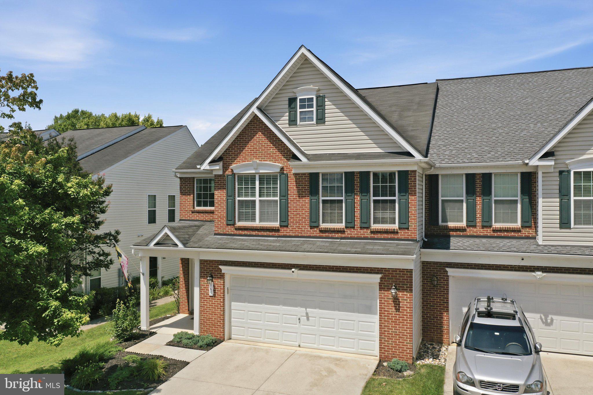 KENSINGTON VILLAS - Residential