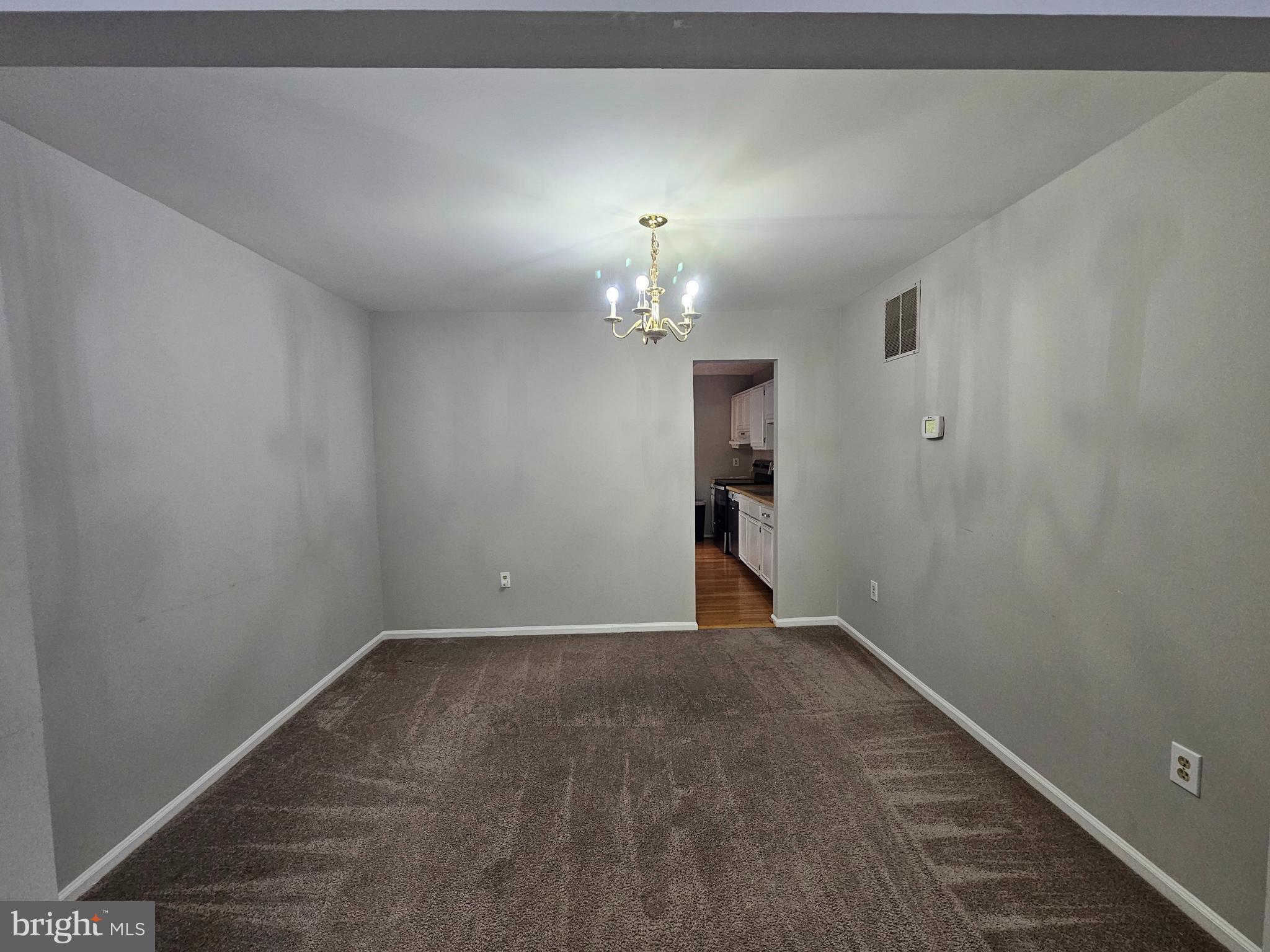 OLD MILL COMMUNITY - Residential Lease