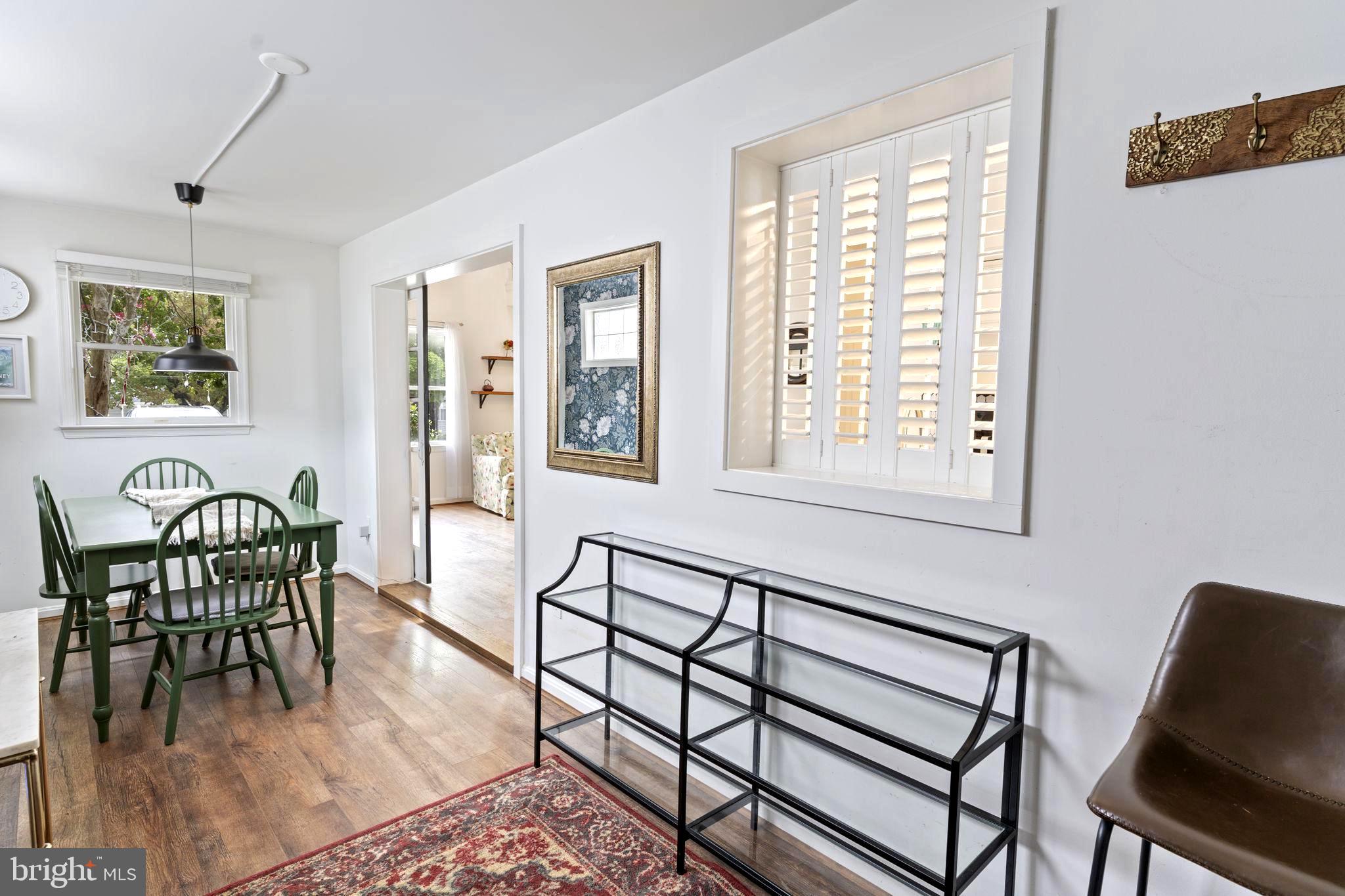 GRAY INN COURT - Residential