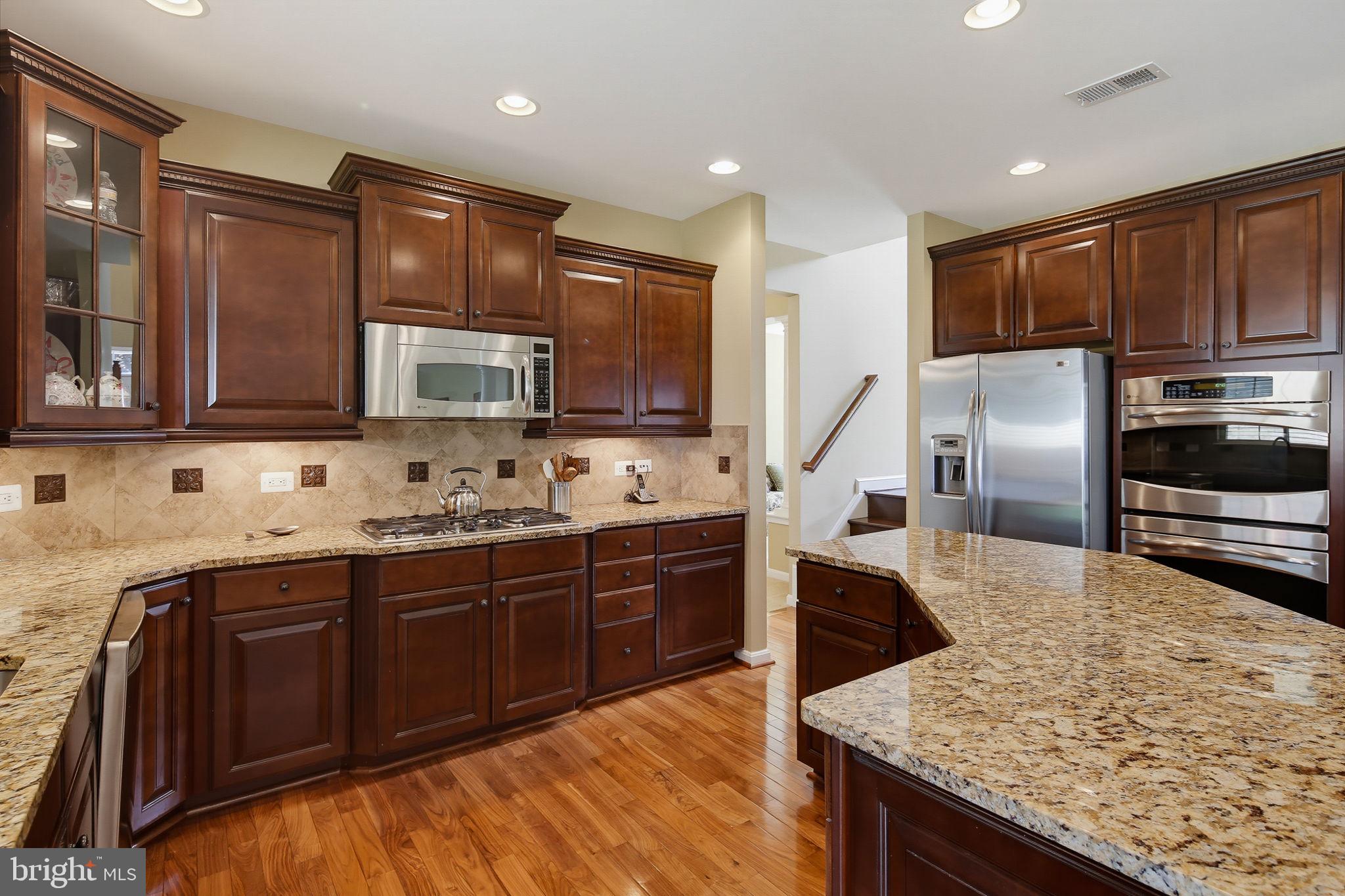 CASCADE OVERLOOK - Residential
