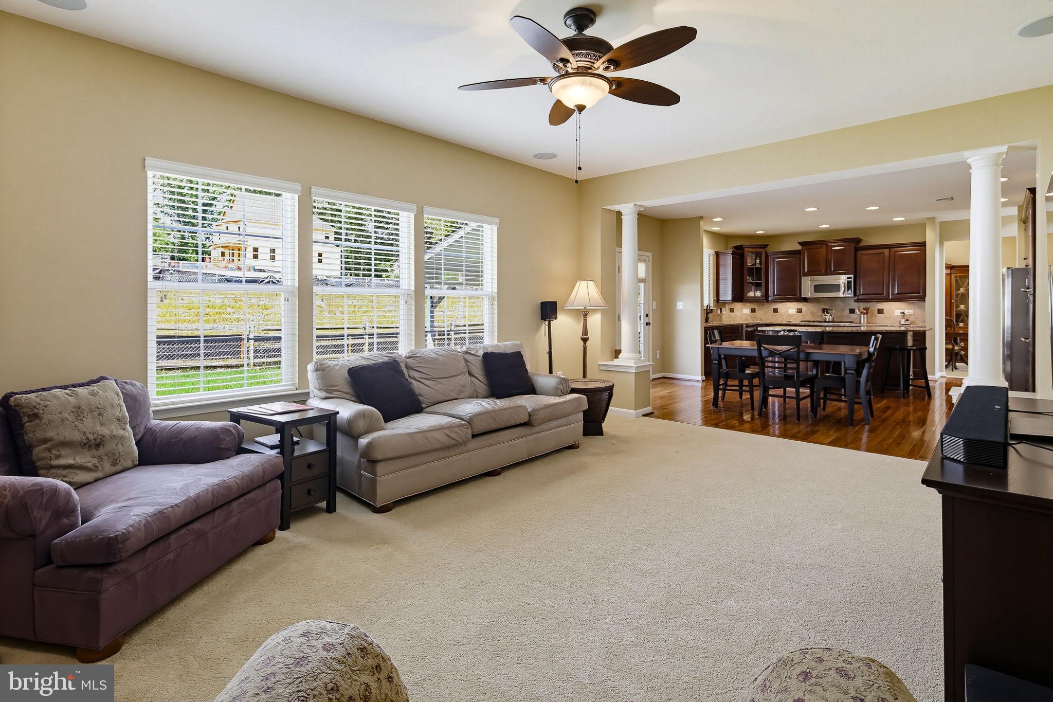 CASCADE OVERLOOK - Residential