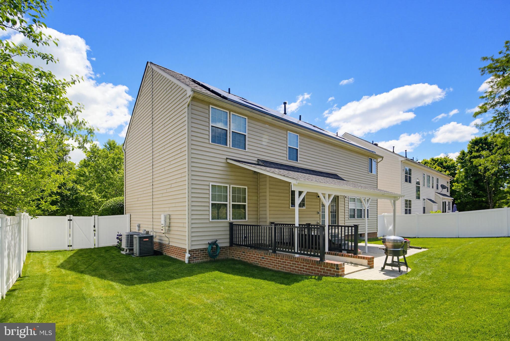 CASCADE OVERLOOK - Residential